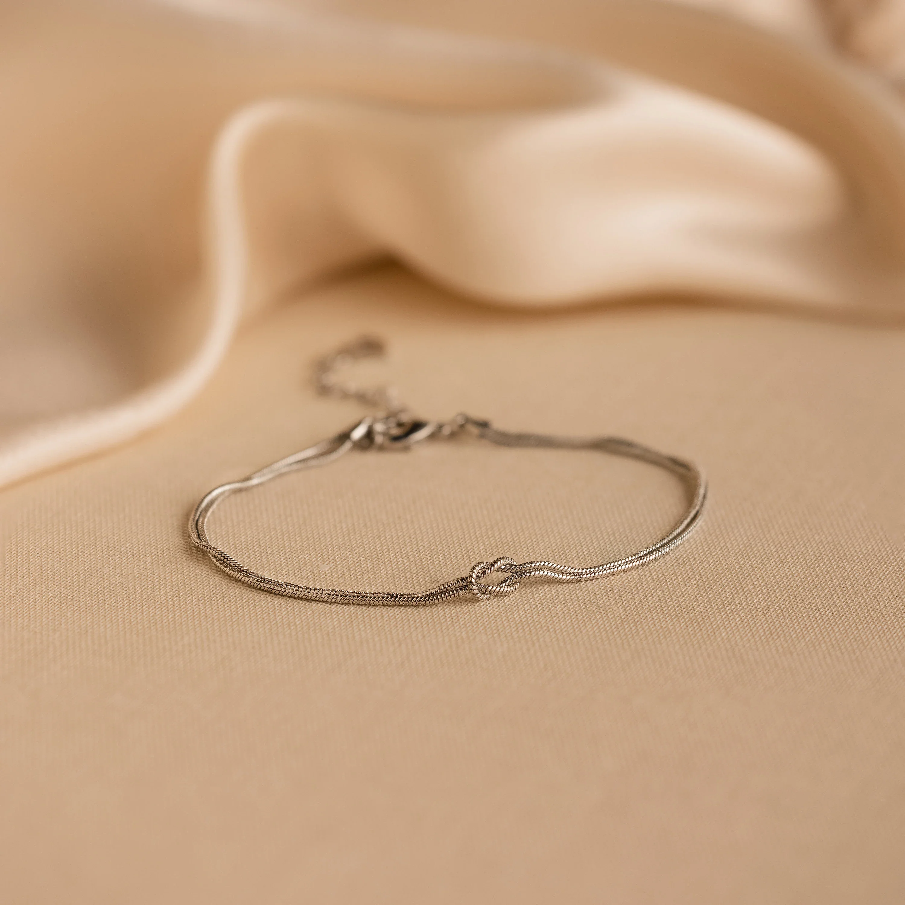 Love Knot Bracelet - Image 3