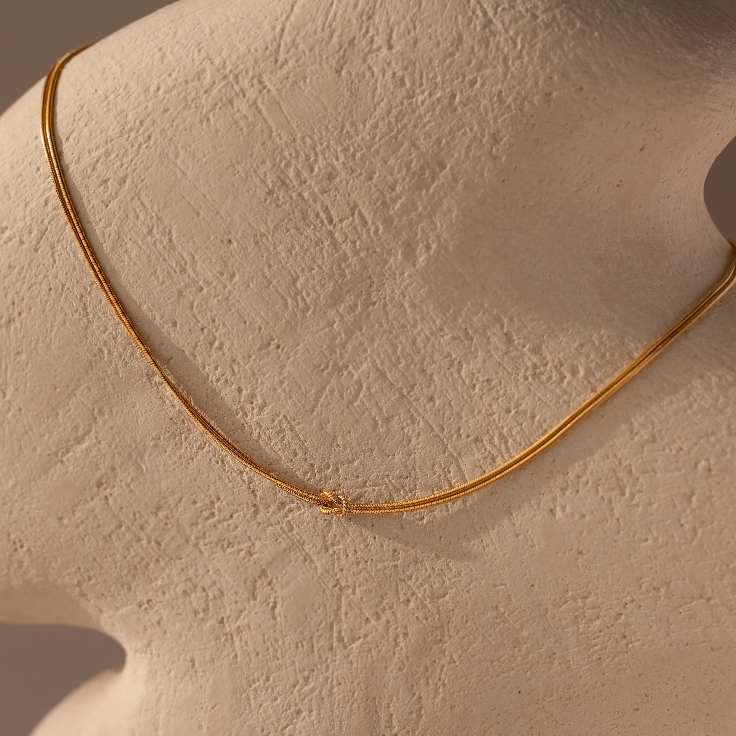 Love Knot Chain Necklace - Image 3