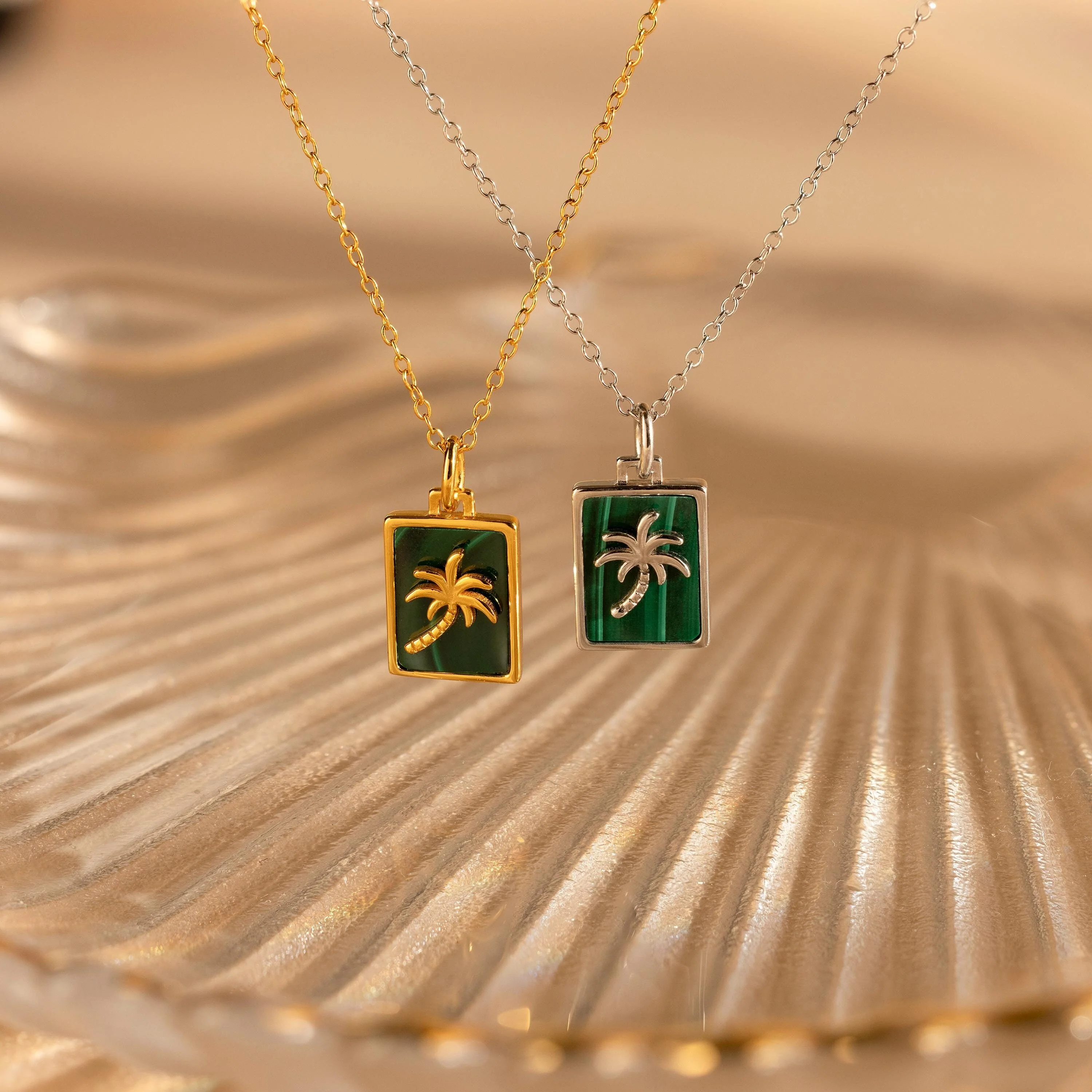 Malachite Palm Tree Necklace - Image 5