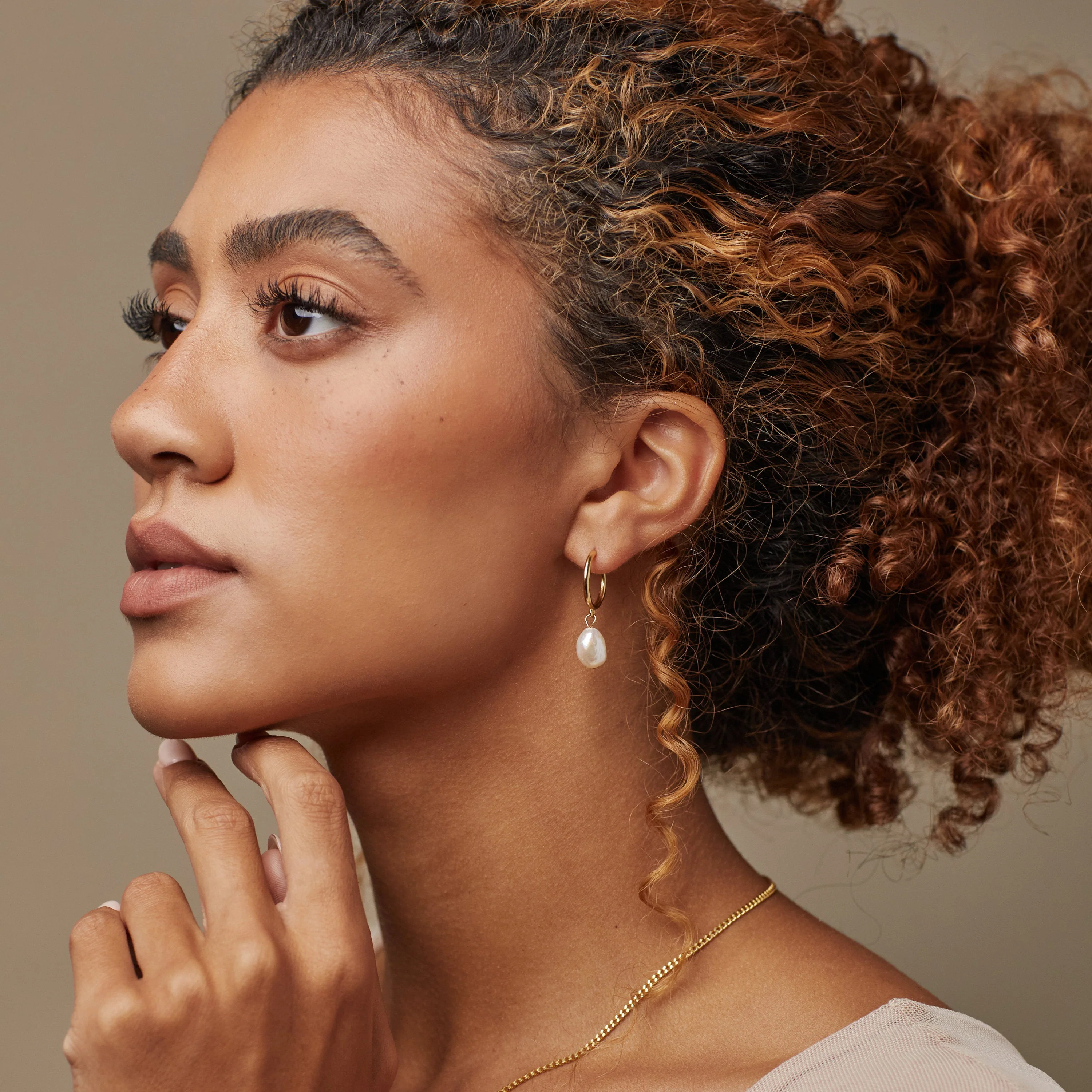 Margot Pearl Hoops - Image 4