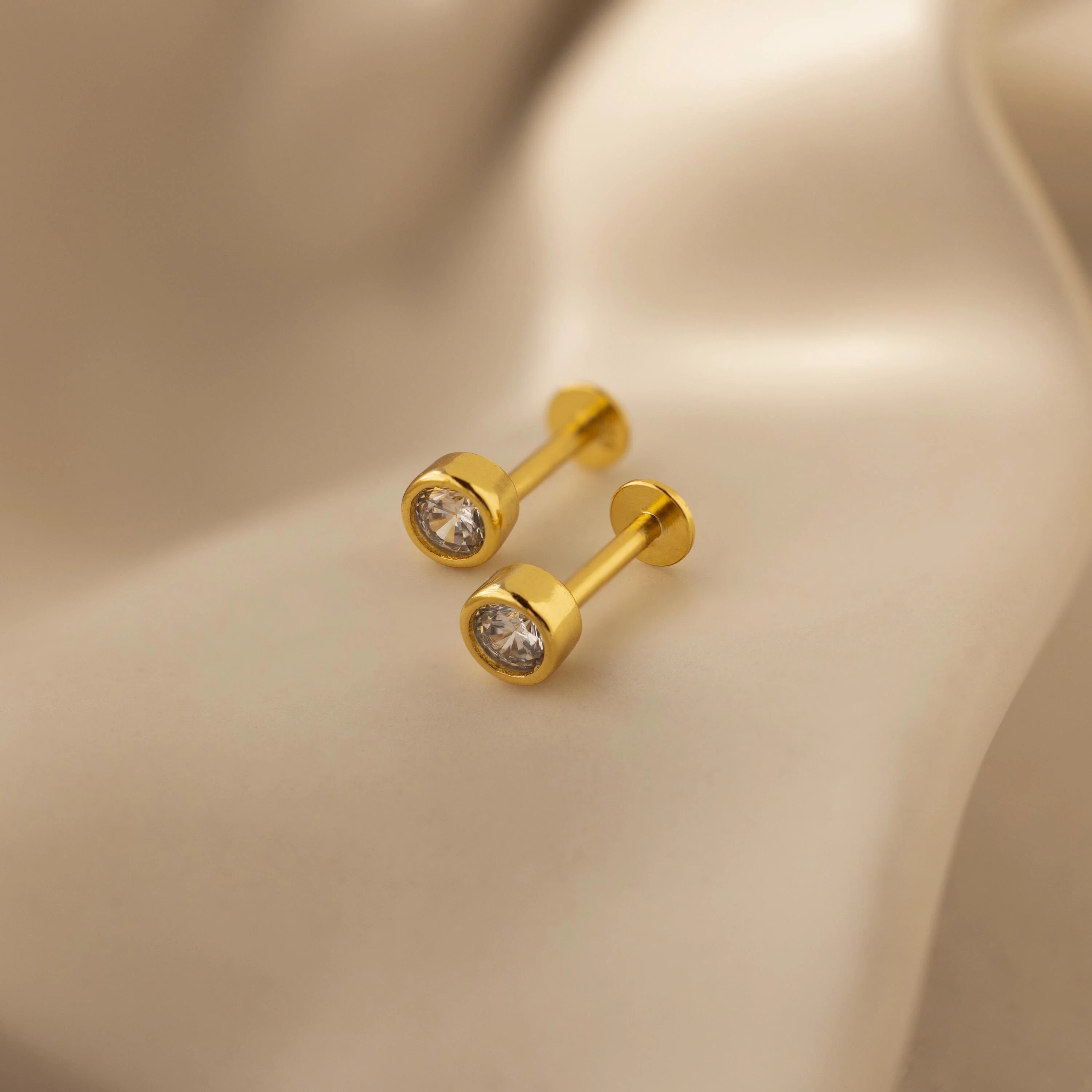 Medium Diamond Bezel Flatback Studs - Image 2