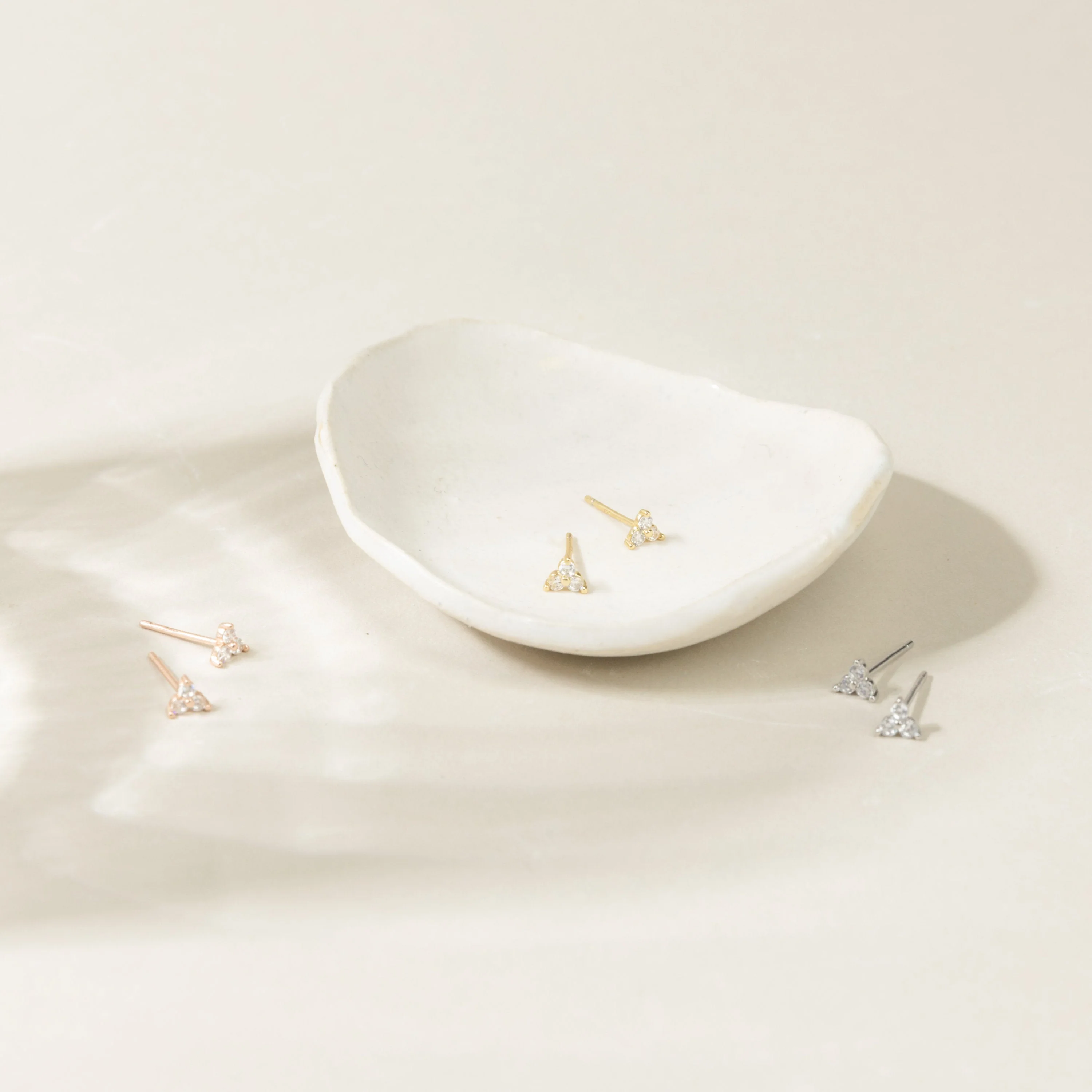 Mini Lily Studs in 18K Gold - Image 4