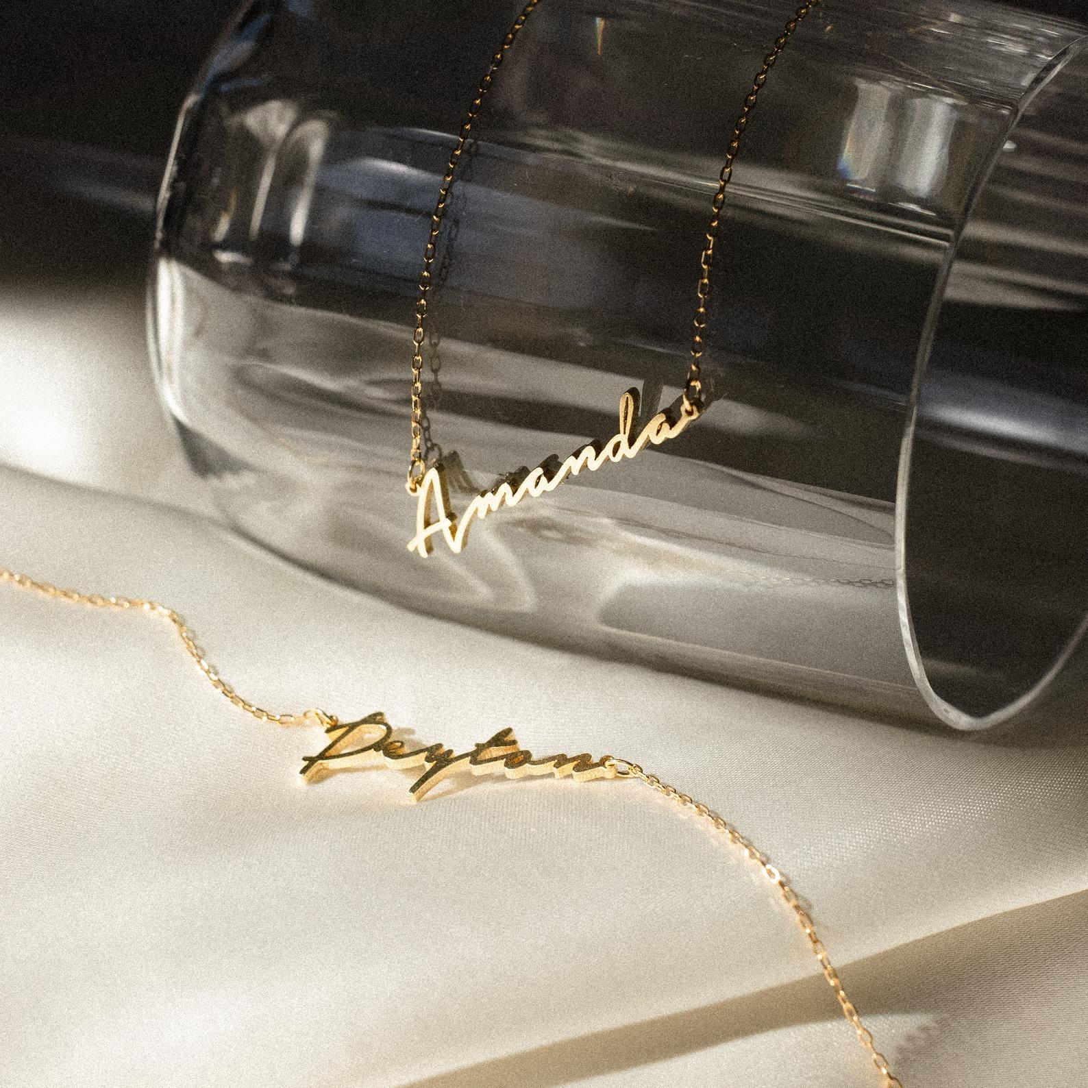 Minimal Name Necklace - Image 4