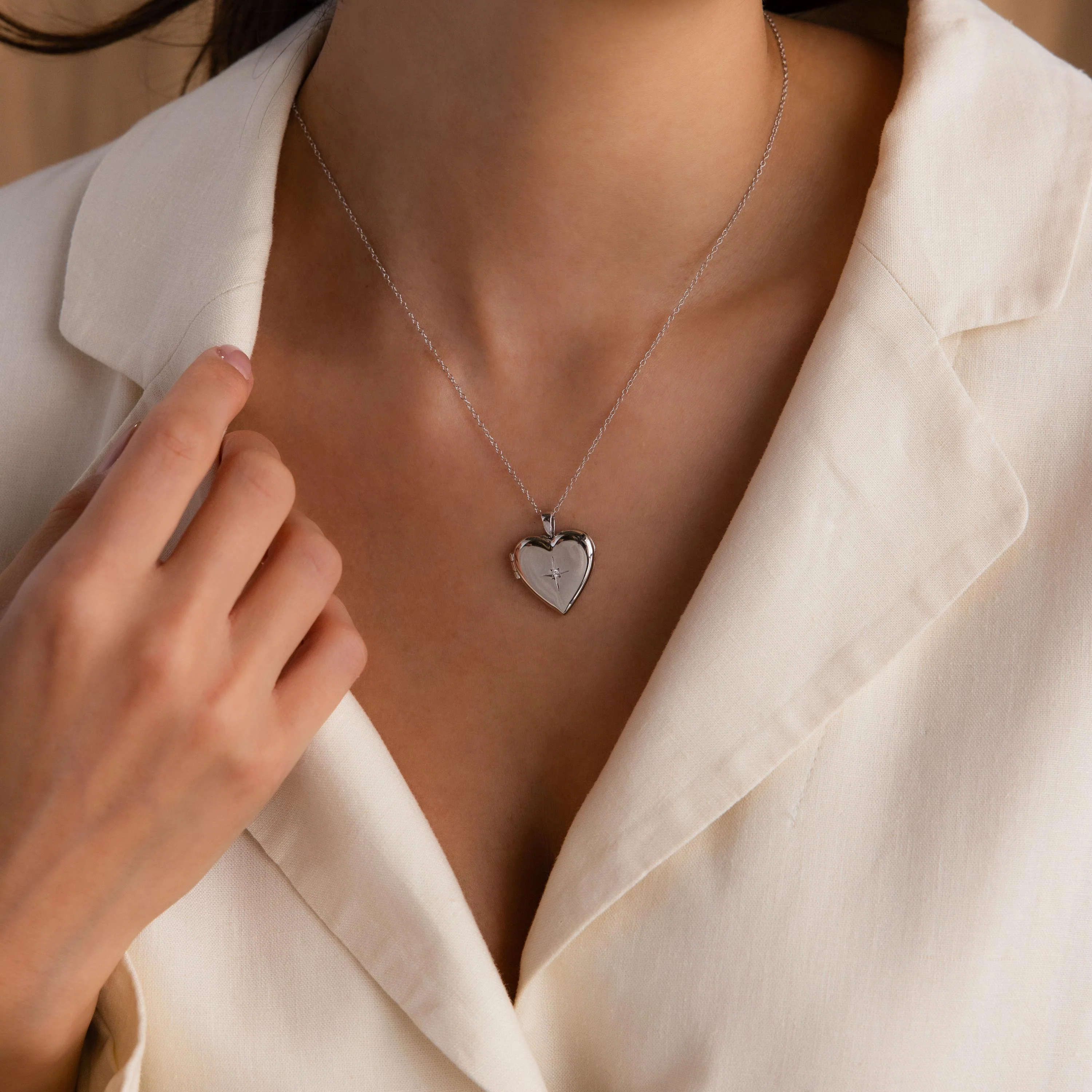 North Star Heart Locket Necklace - Image 3
