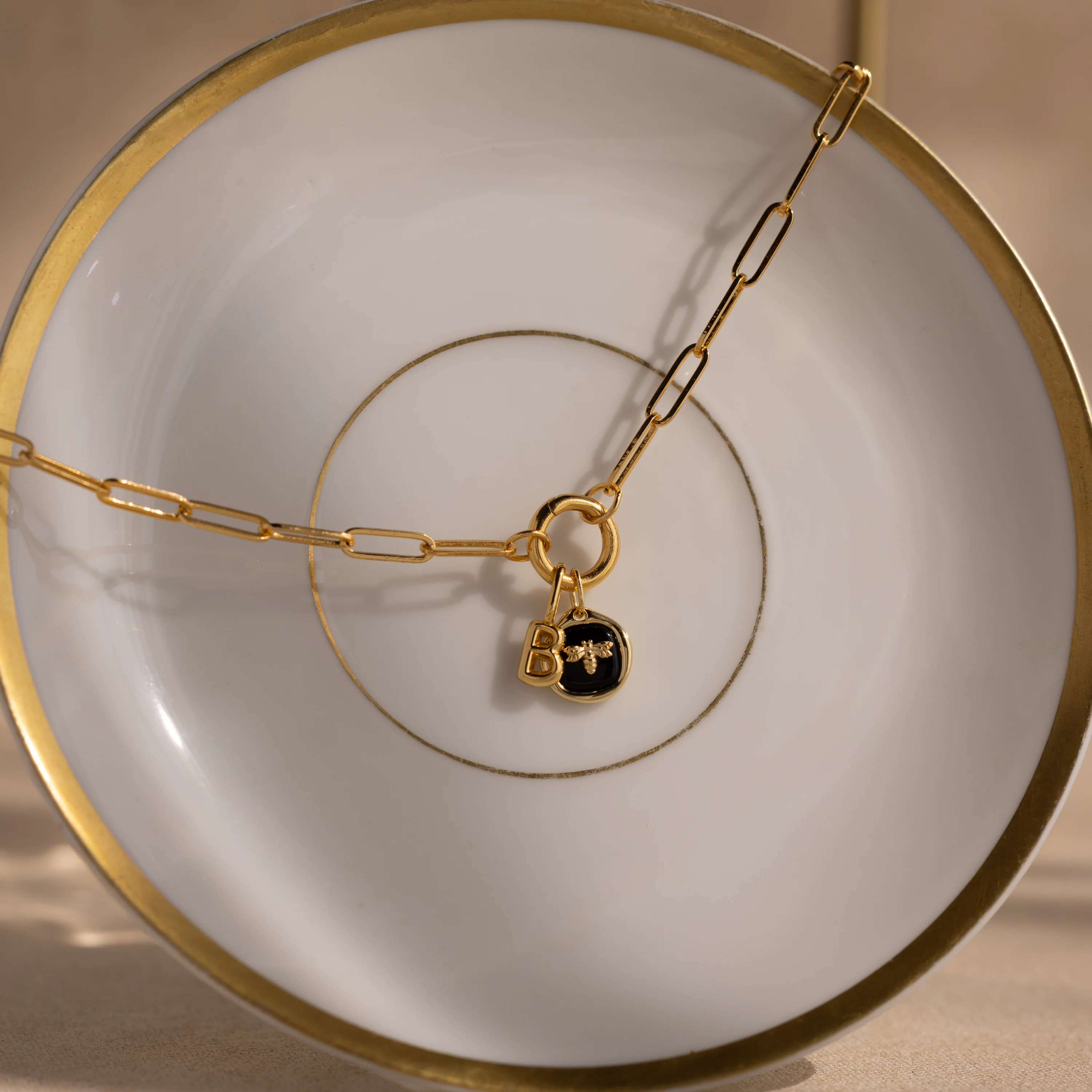 Onyx Honeybee Charm in 18K Gold - Image 3