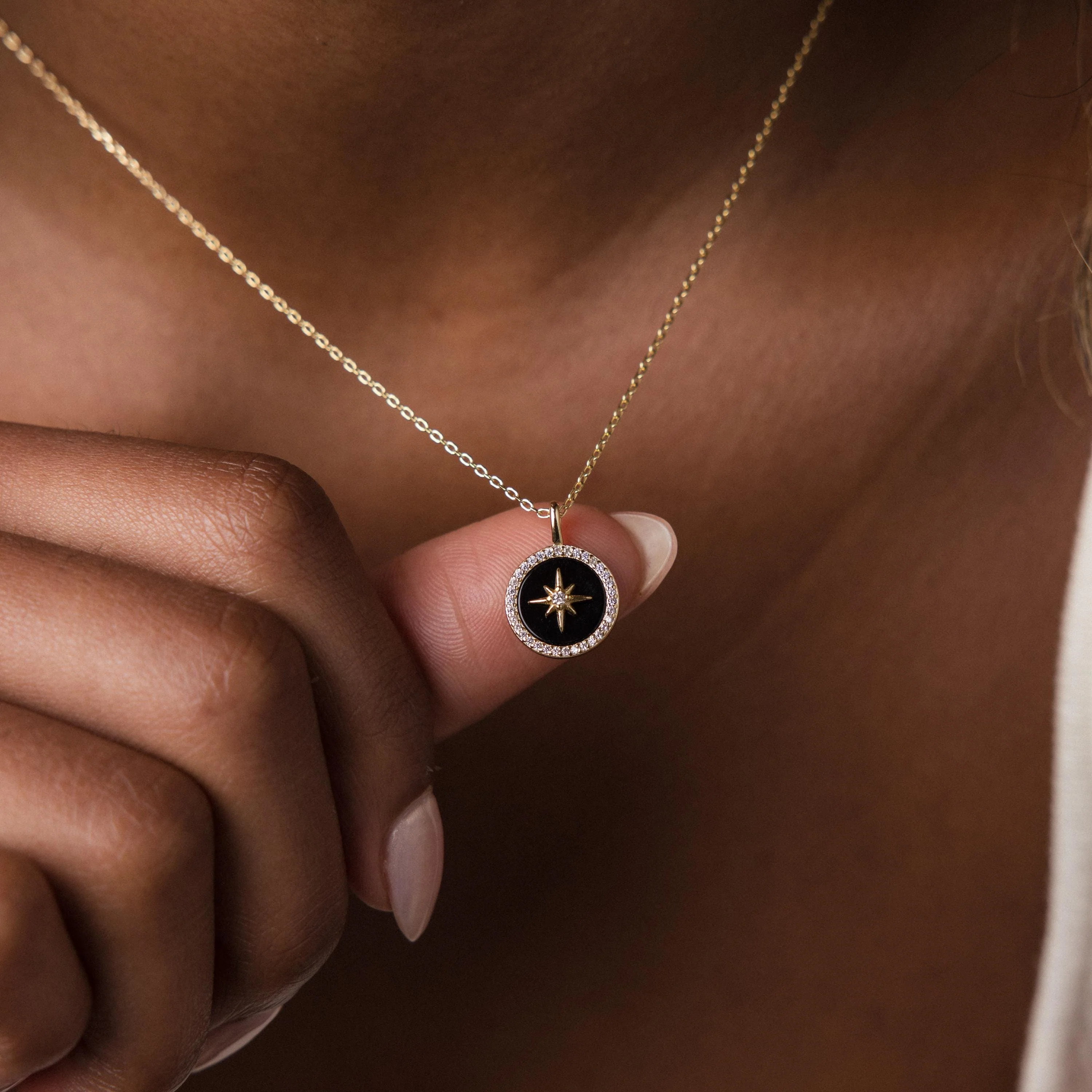 Onyx Star Pendant Necklace in 18K Gold - Image 2