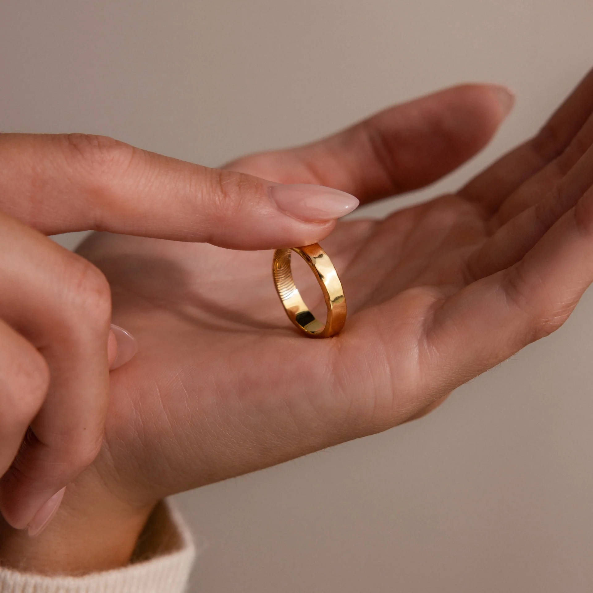 Organic Fingerprint Band in 18K Gold - Image 5