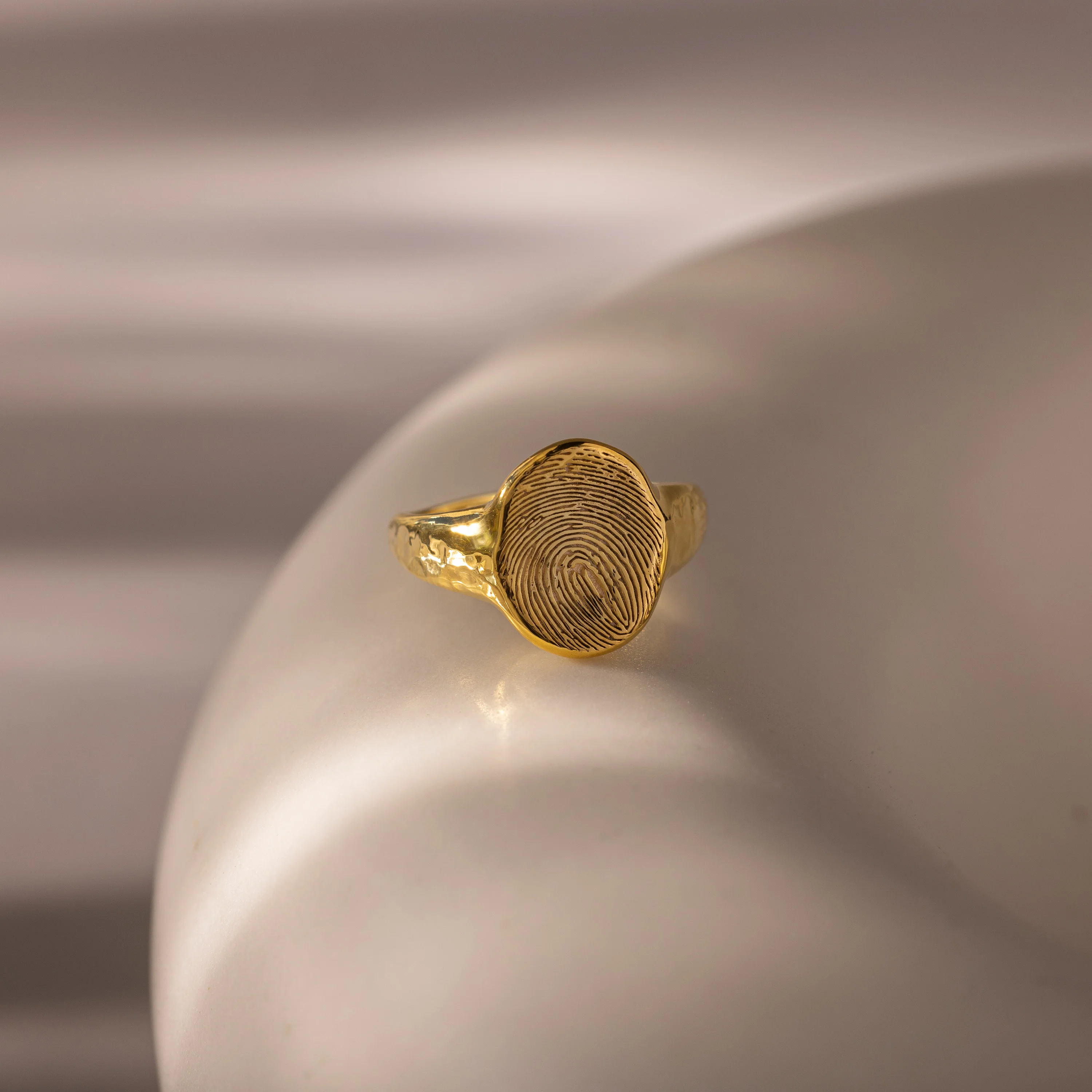 Organic Fingerprint Signet Ring in 18K Gold - Image 5