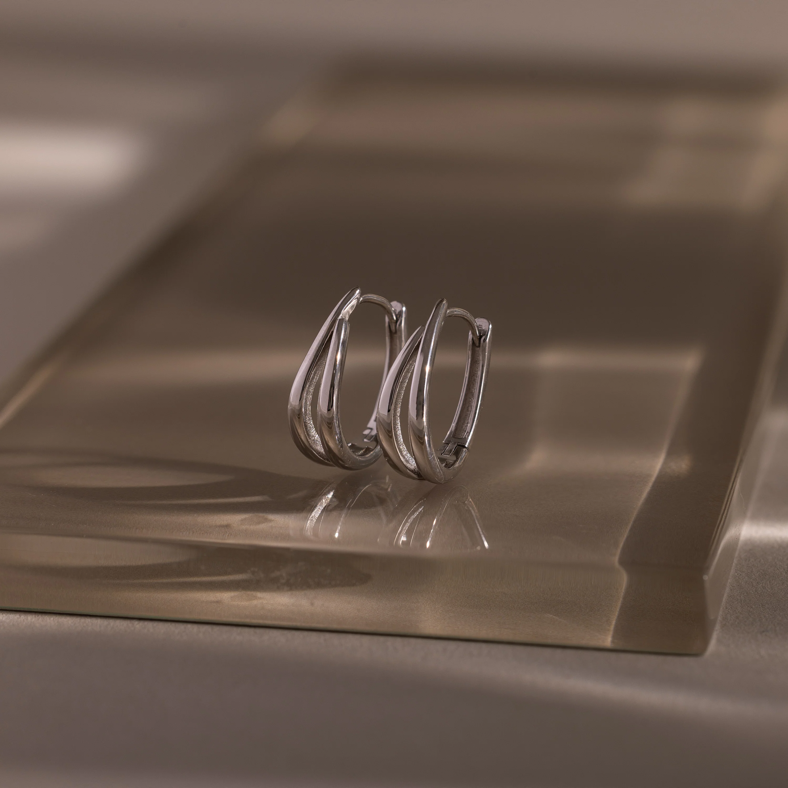 Oval Duo Hoops - Image 3