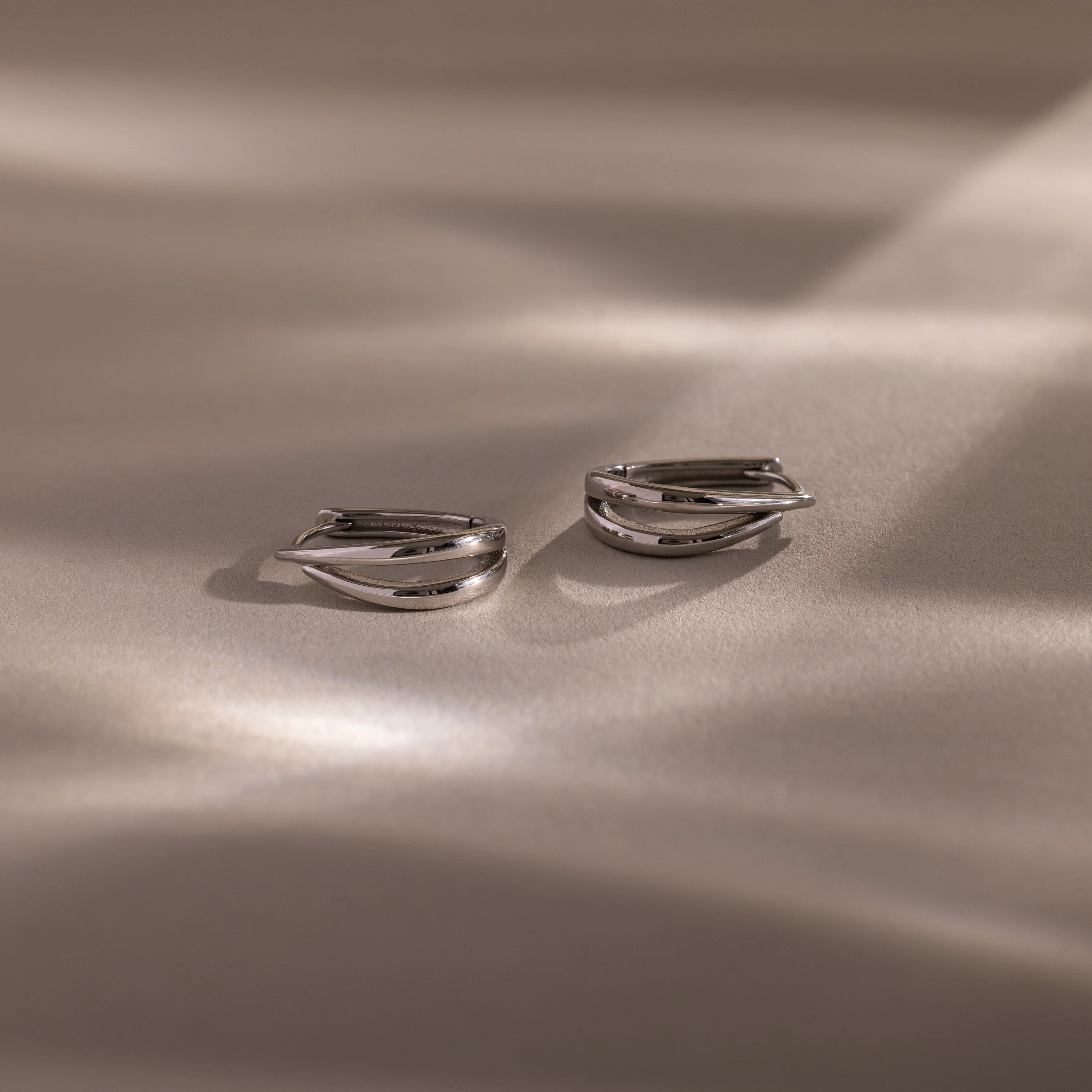 Oval Duo Hoops - Image 9