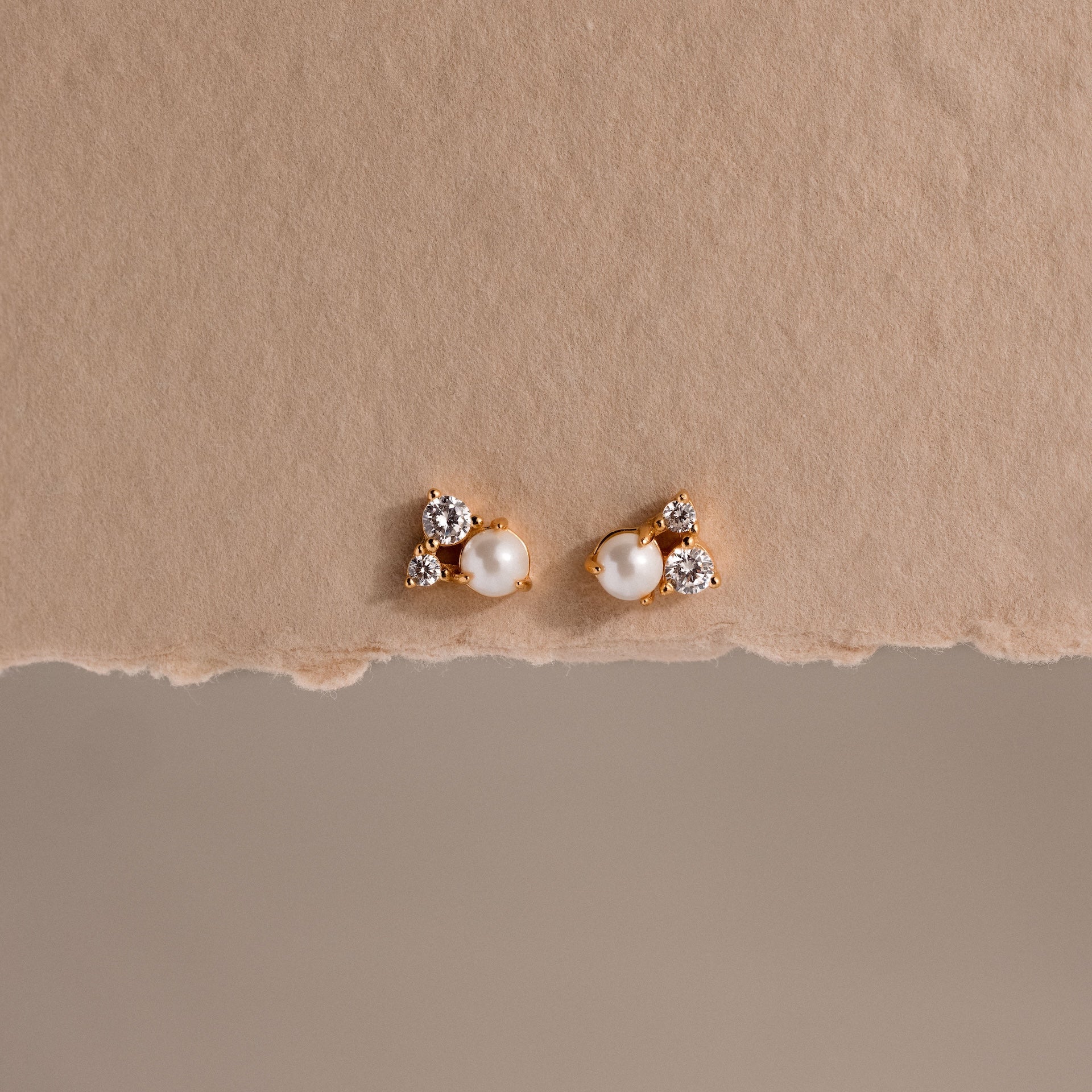 Pearl Diamond Cluster Studs in 18K Gold - Image 3