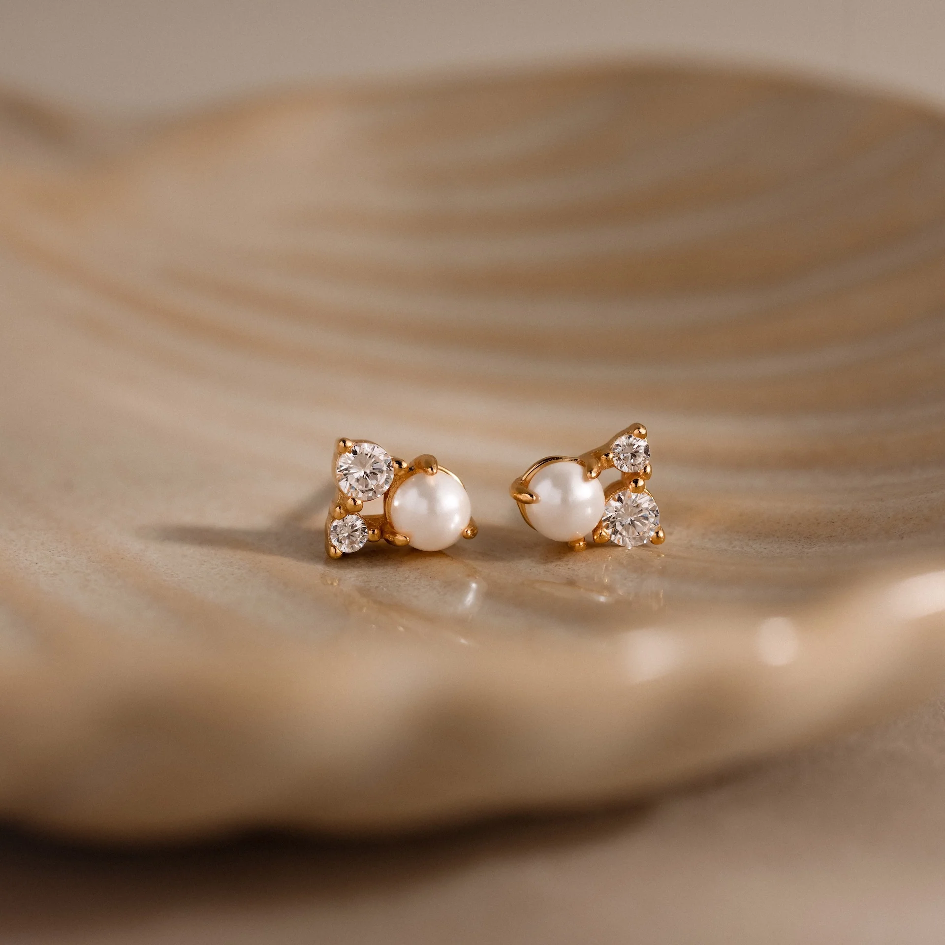 Pearl Diamond Cluster Studs in 18K Gold - Image 5