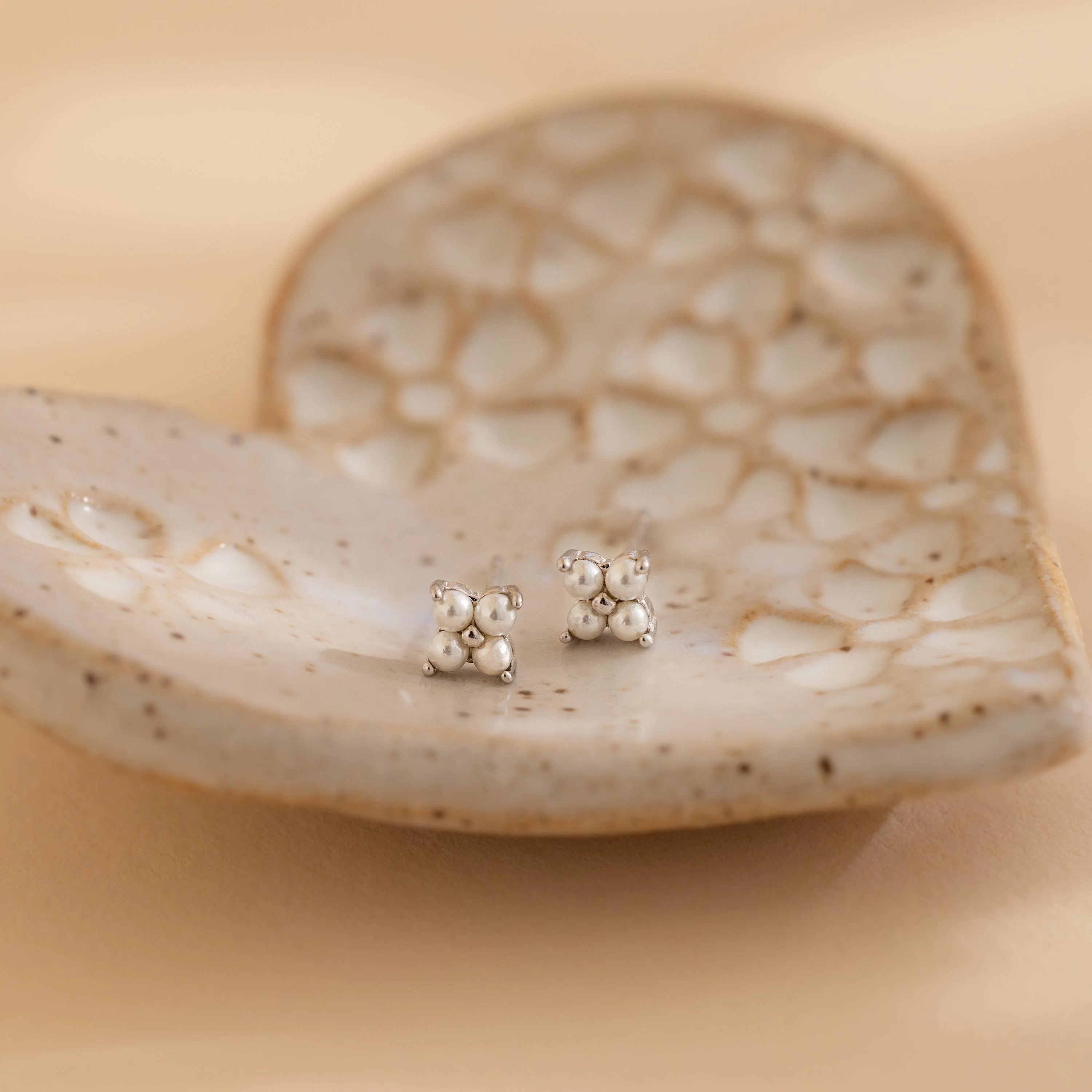 Pearl Ivy Flower Studs - Image 5