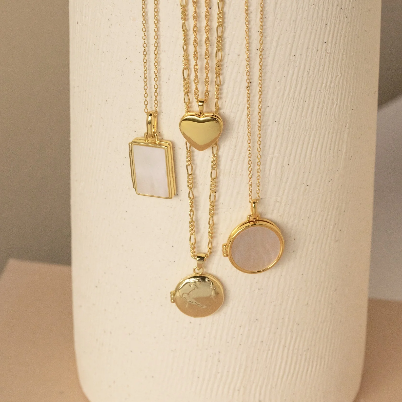 Pearl Locket Necklace in Silver - Image 9
