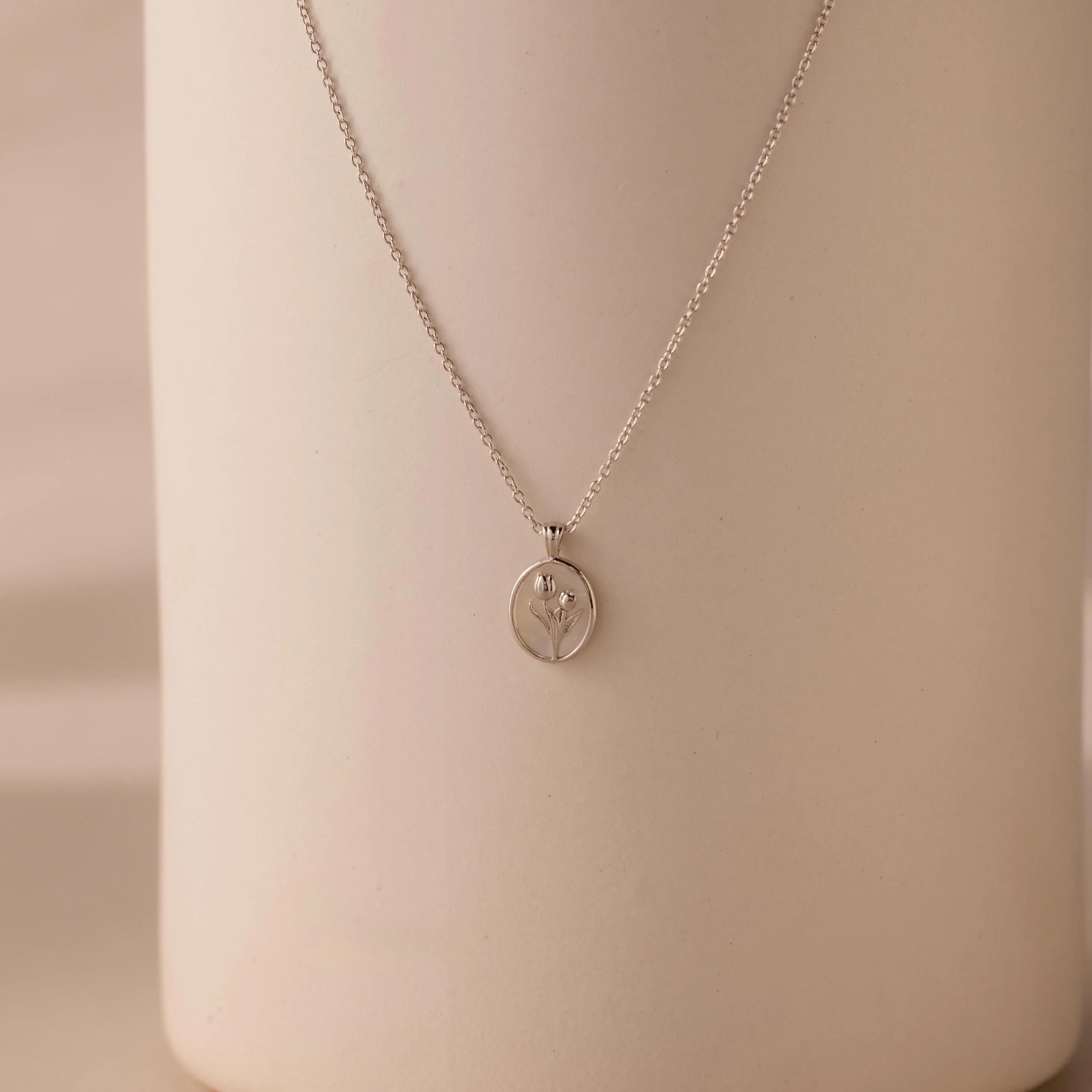 Pearl Tulip Necklace - Image 7