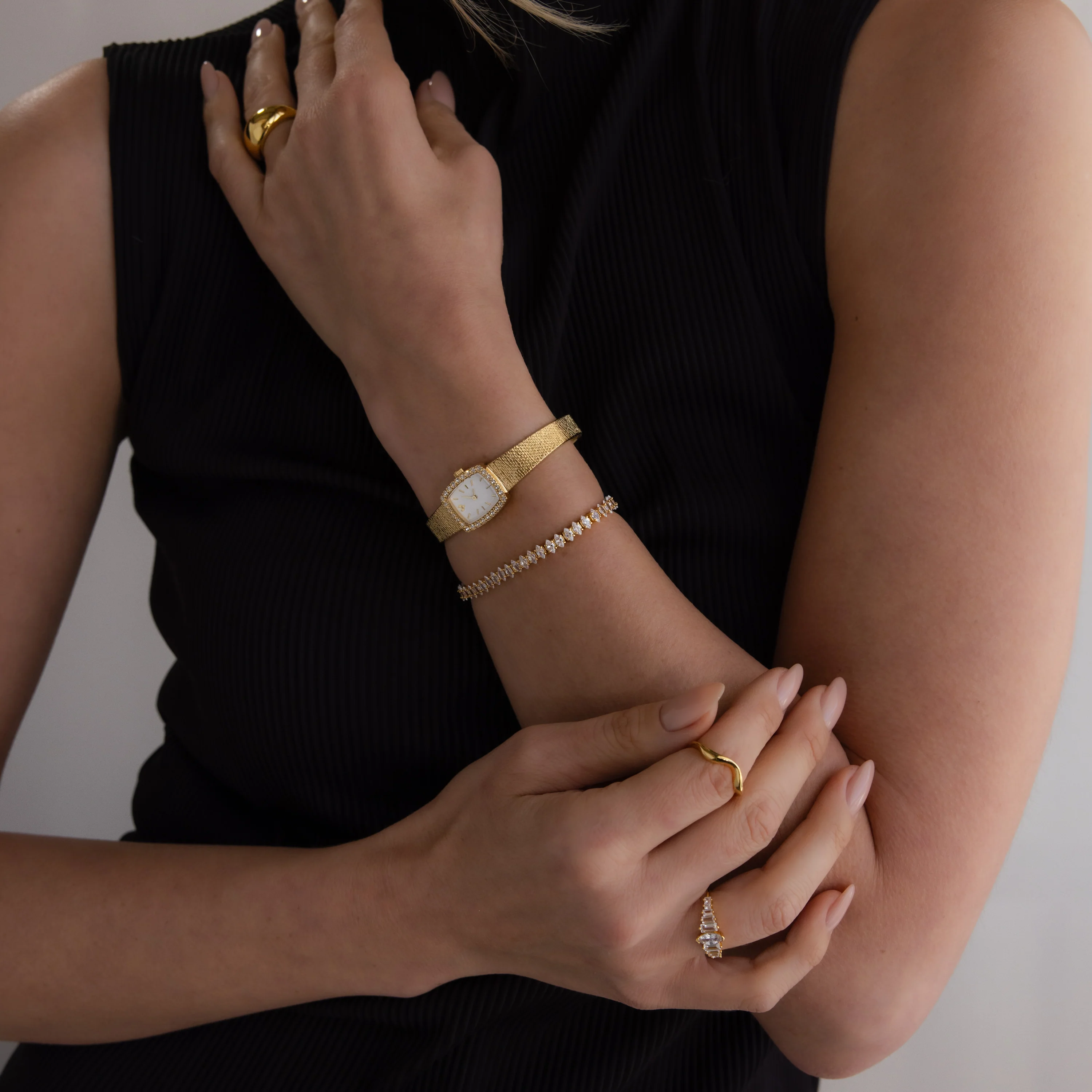 Petite Mesh Timepiece - Image 6