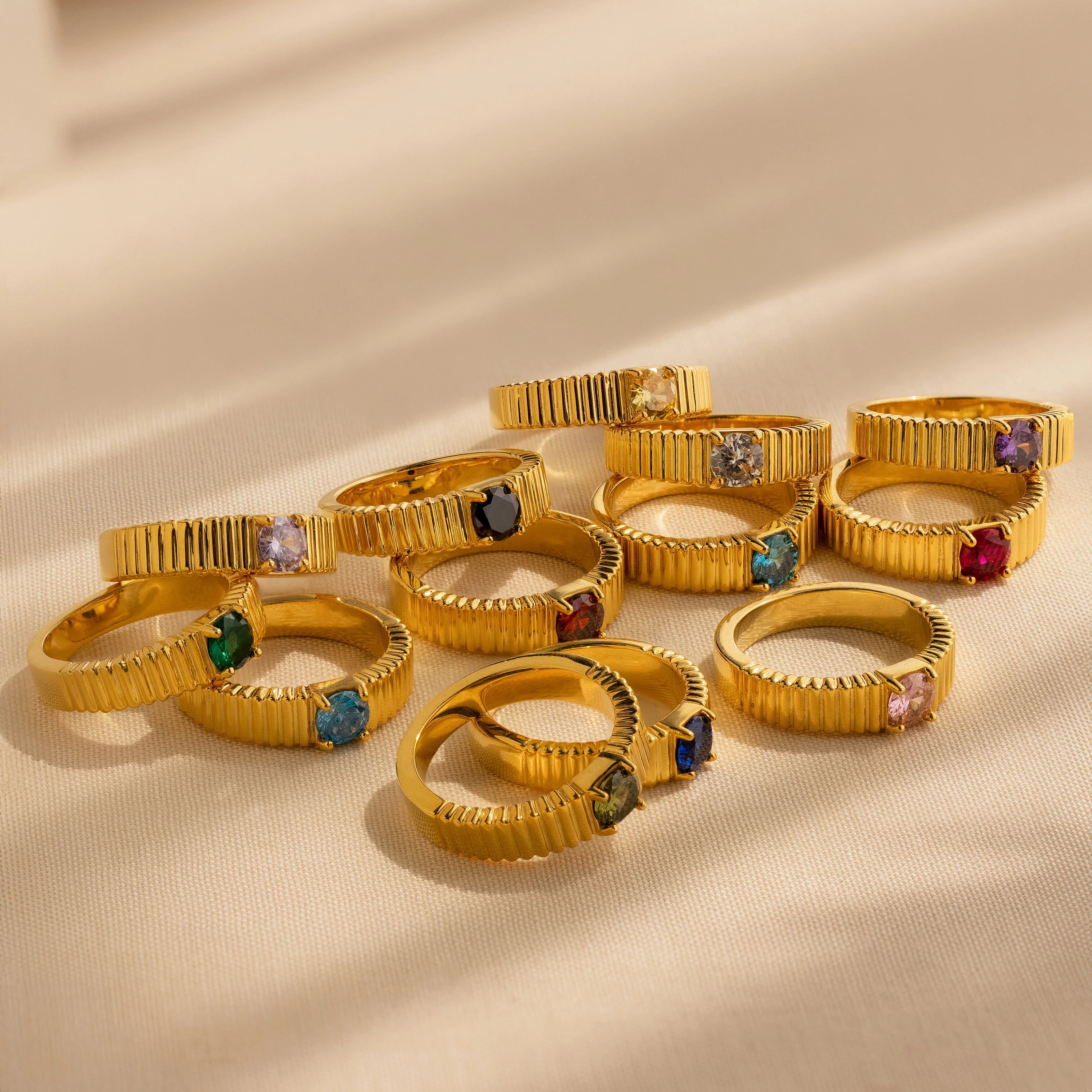 Ribbed Birthstone Signet Ring - Image 3