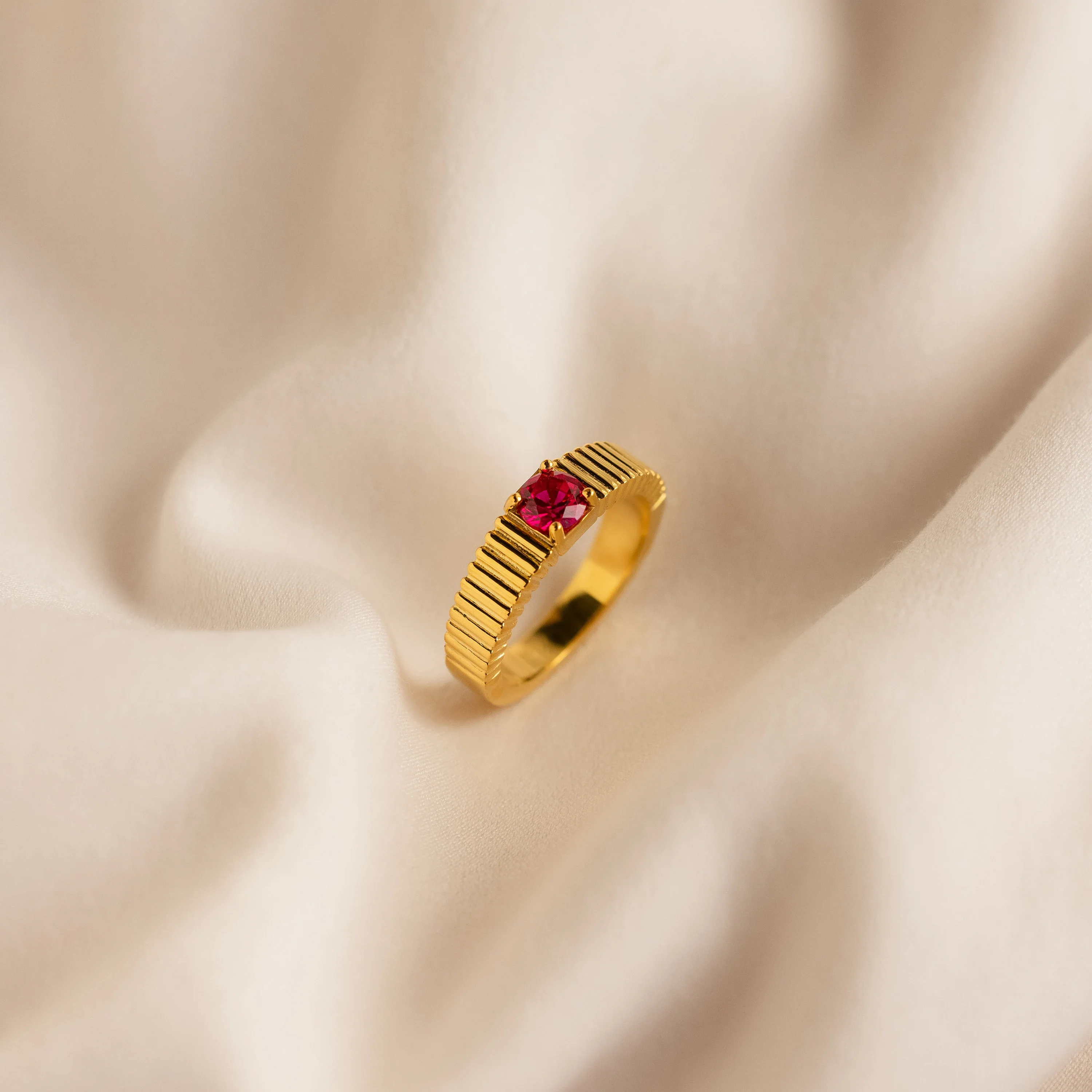 Ribbed Birthstone Signet Ring - Image 5