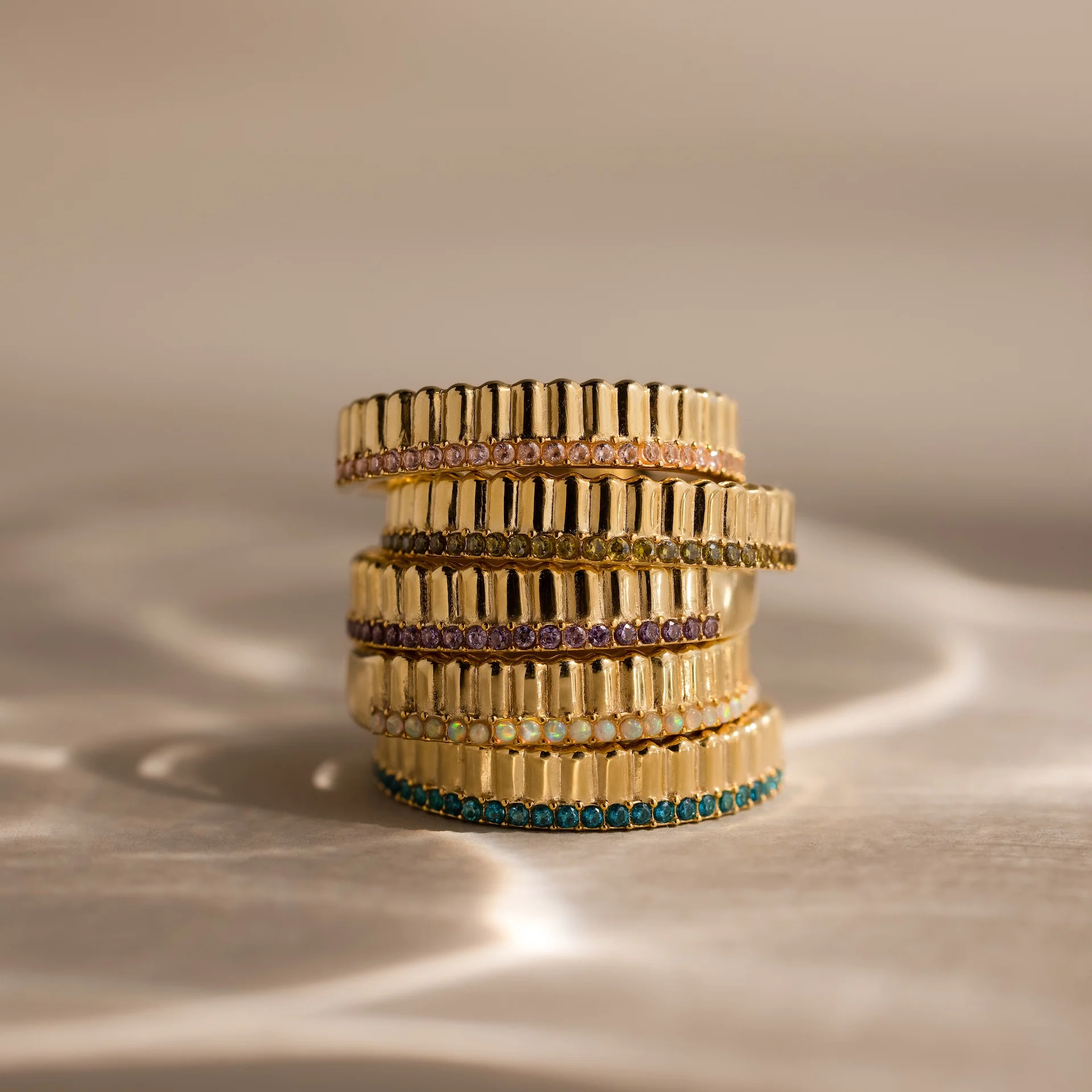 Ribbed Diamond Stack Ring - Image 5