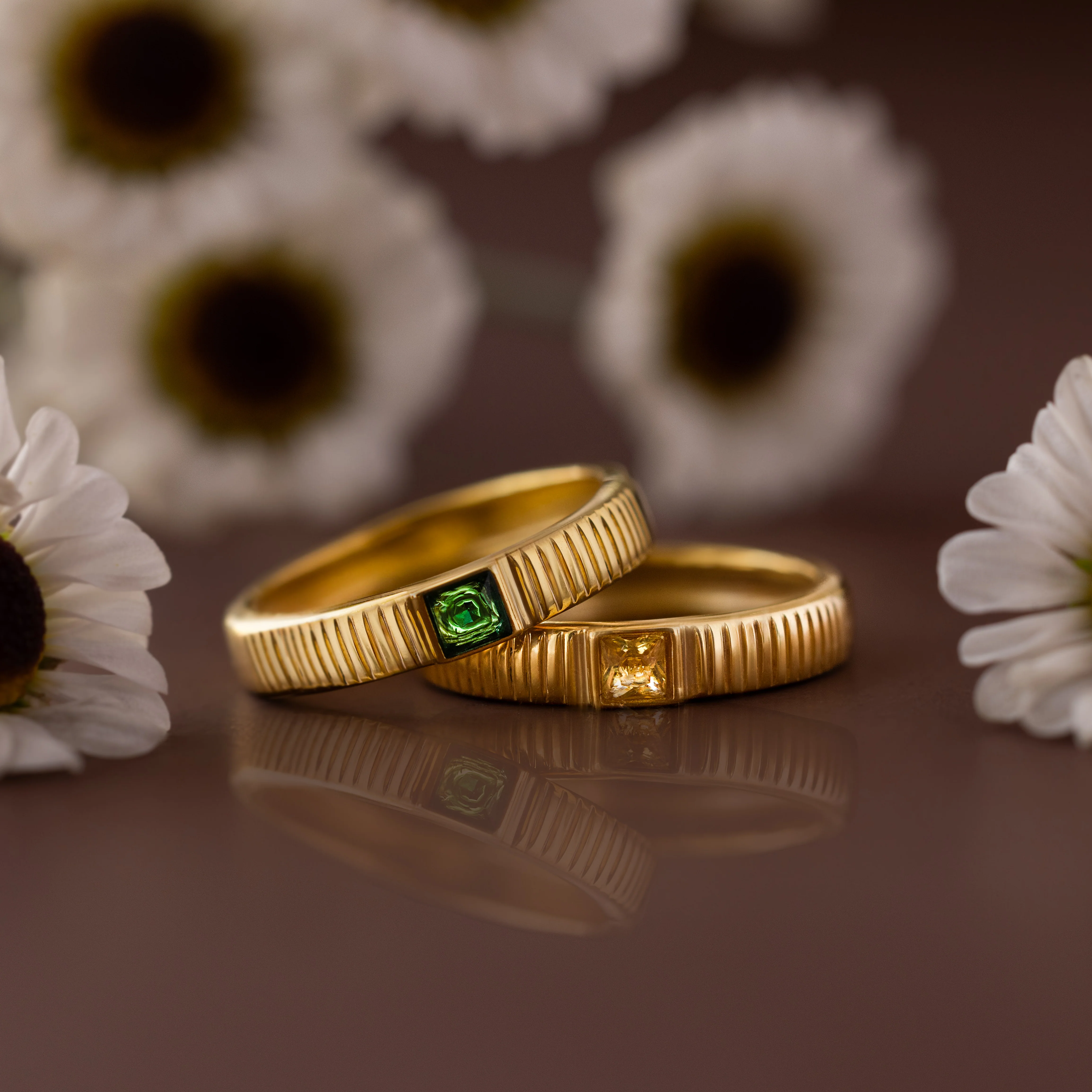 Ribbed Emerald Band - Image 3