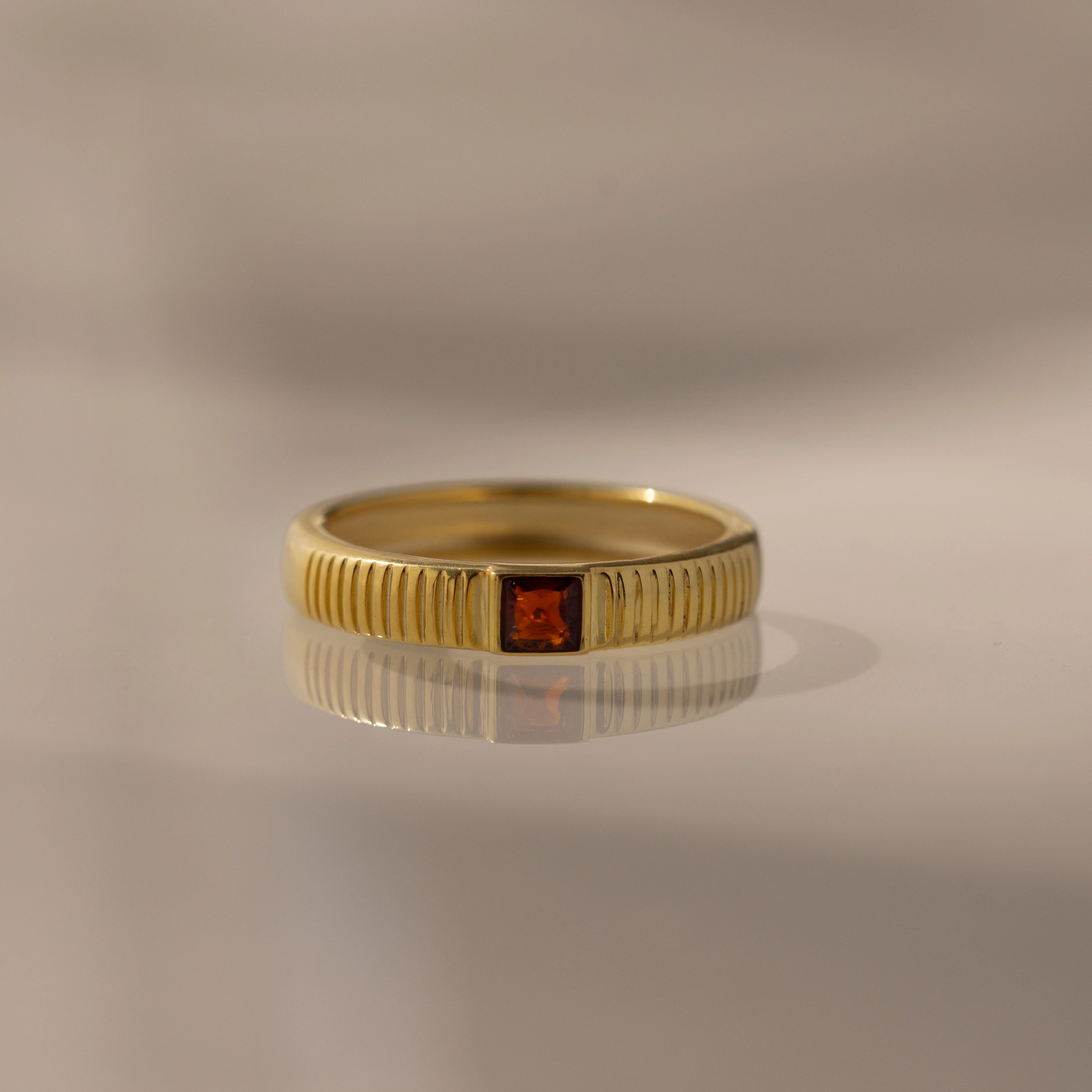 Ribbed Garnet Band