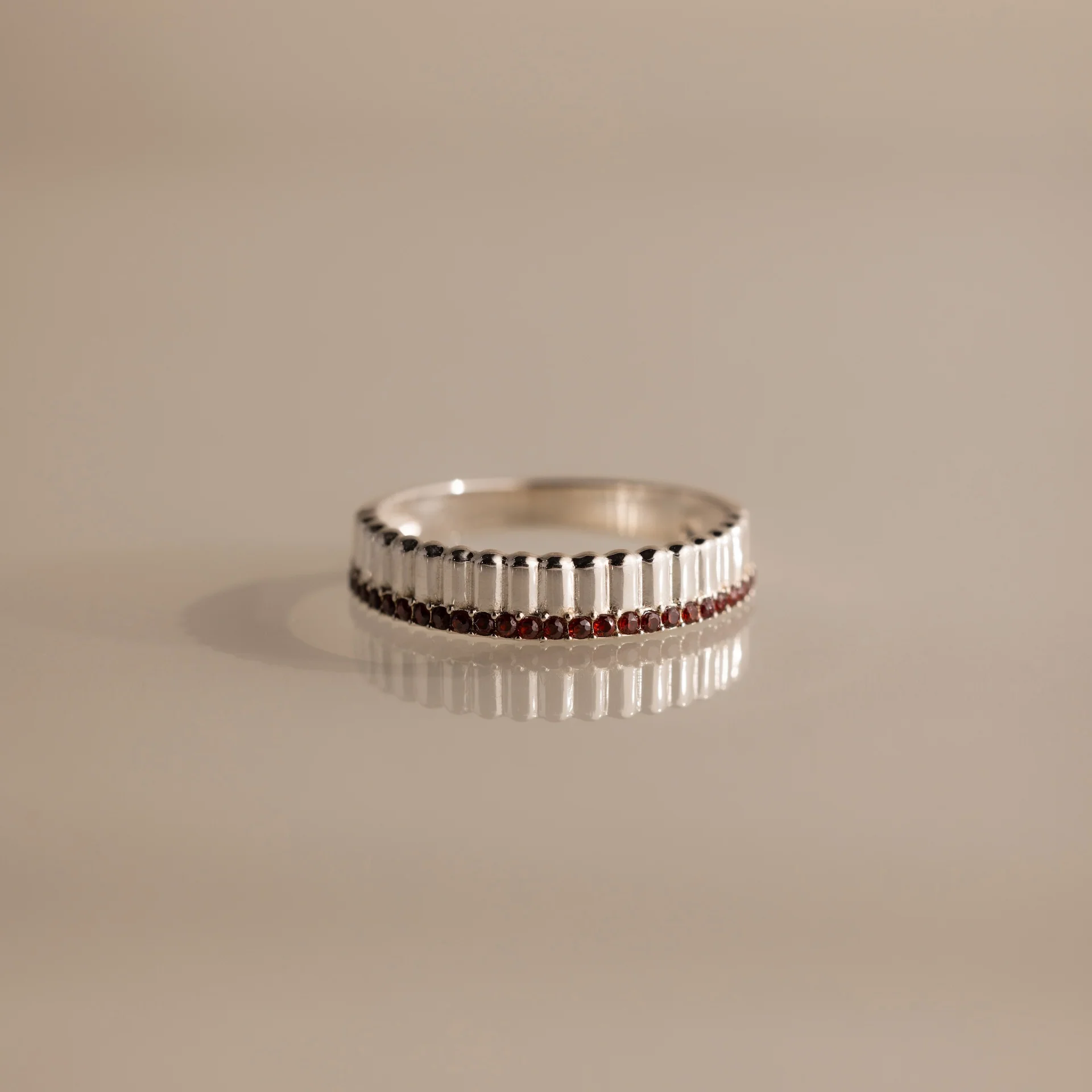 Ribbed Garnet Stack Ring - Image 3
