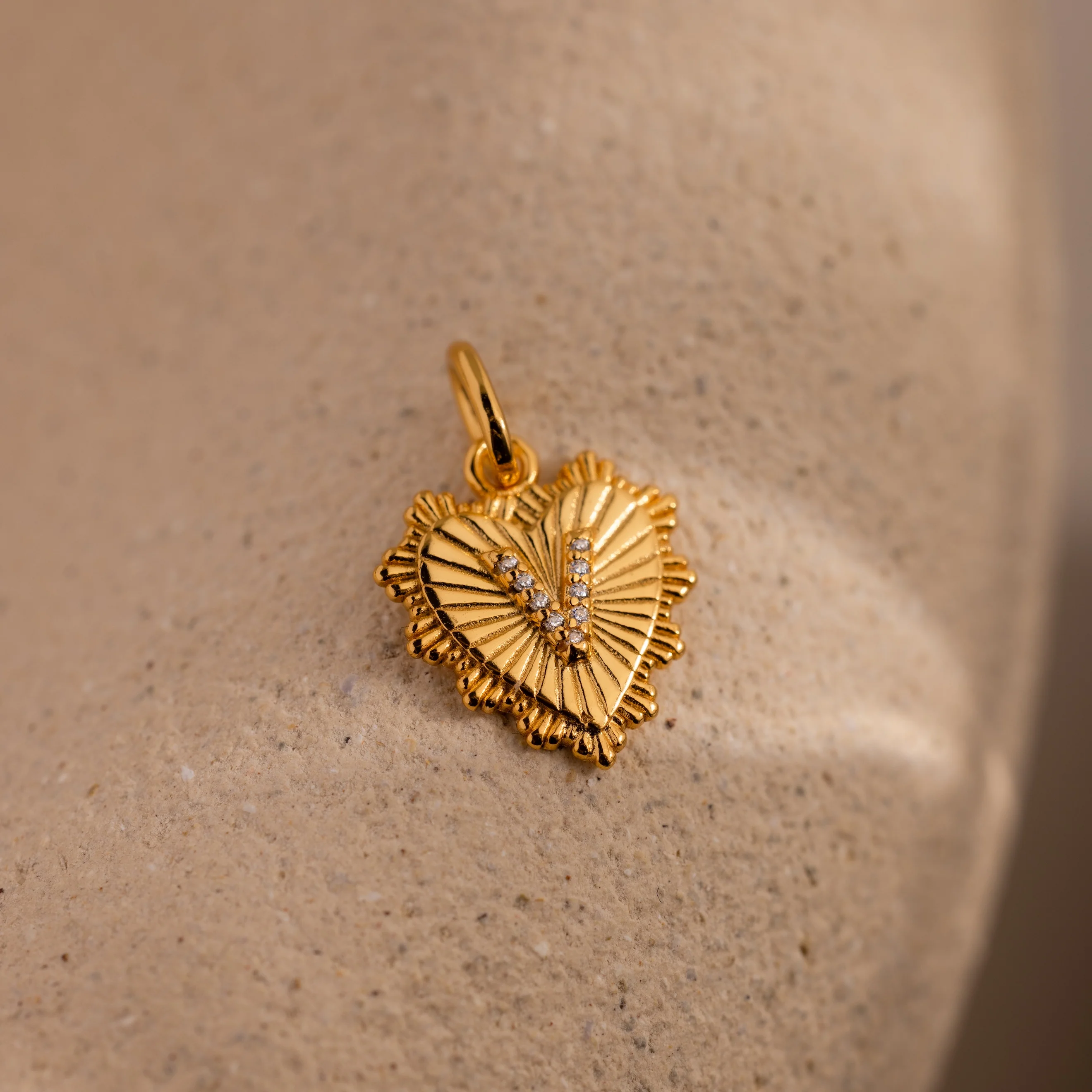 Ribbed Heart Pave Initial Charm - Image 29
