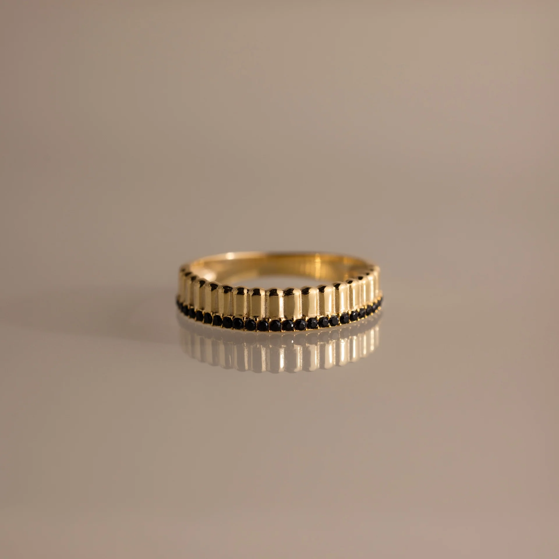 Ribbed Onyx Stack Ring