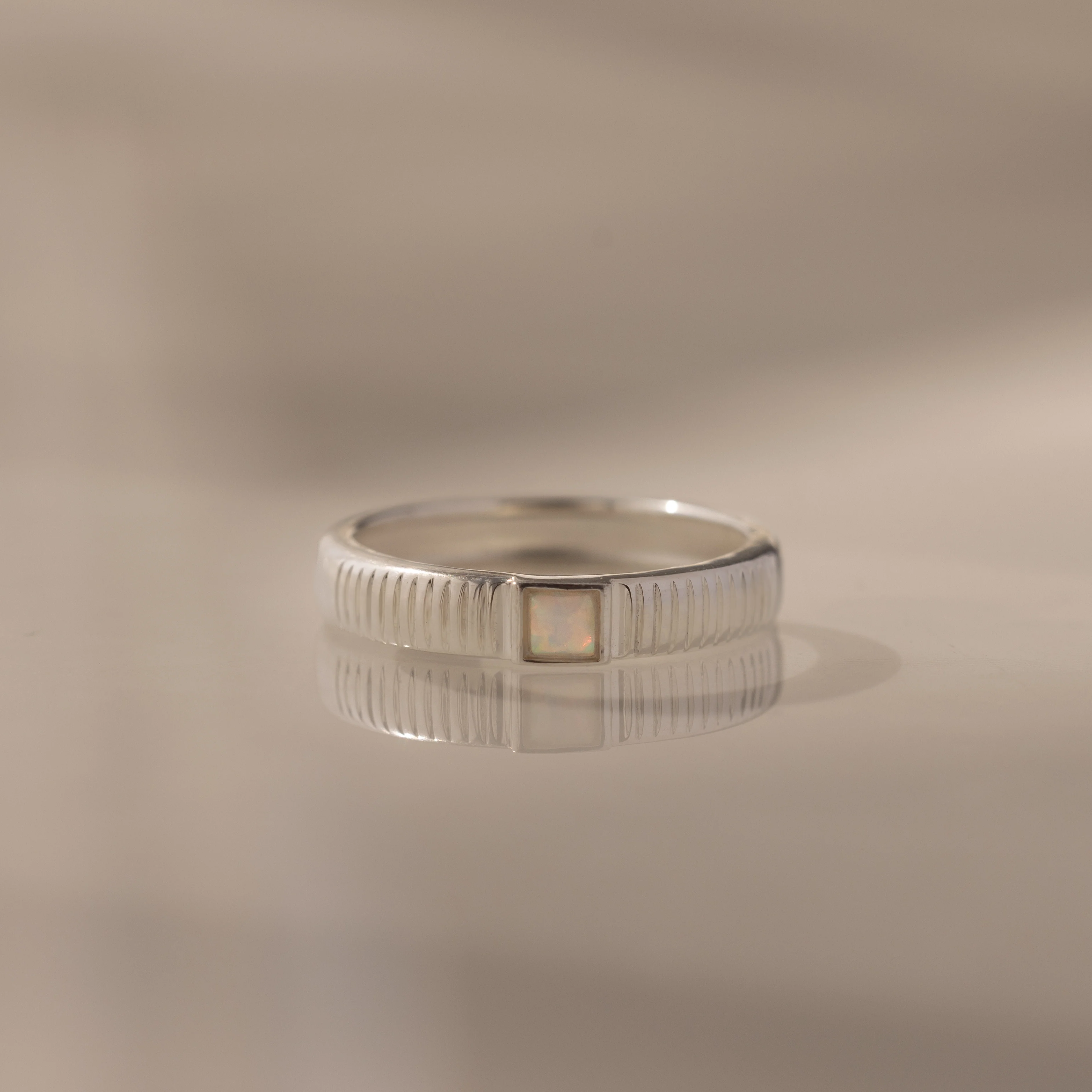 Ribbed Opal Band - Image 5