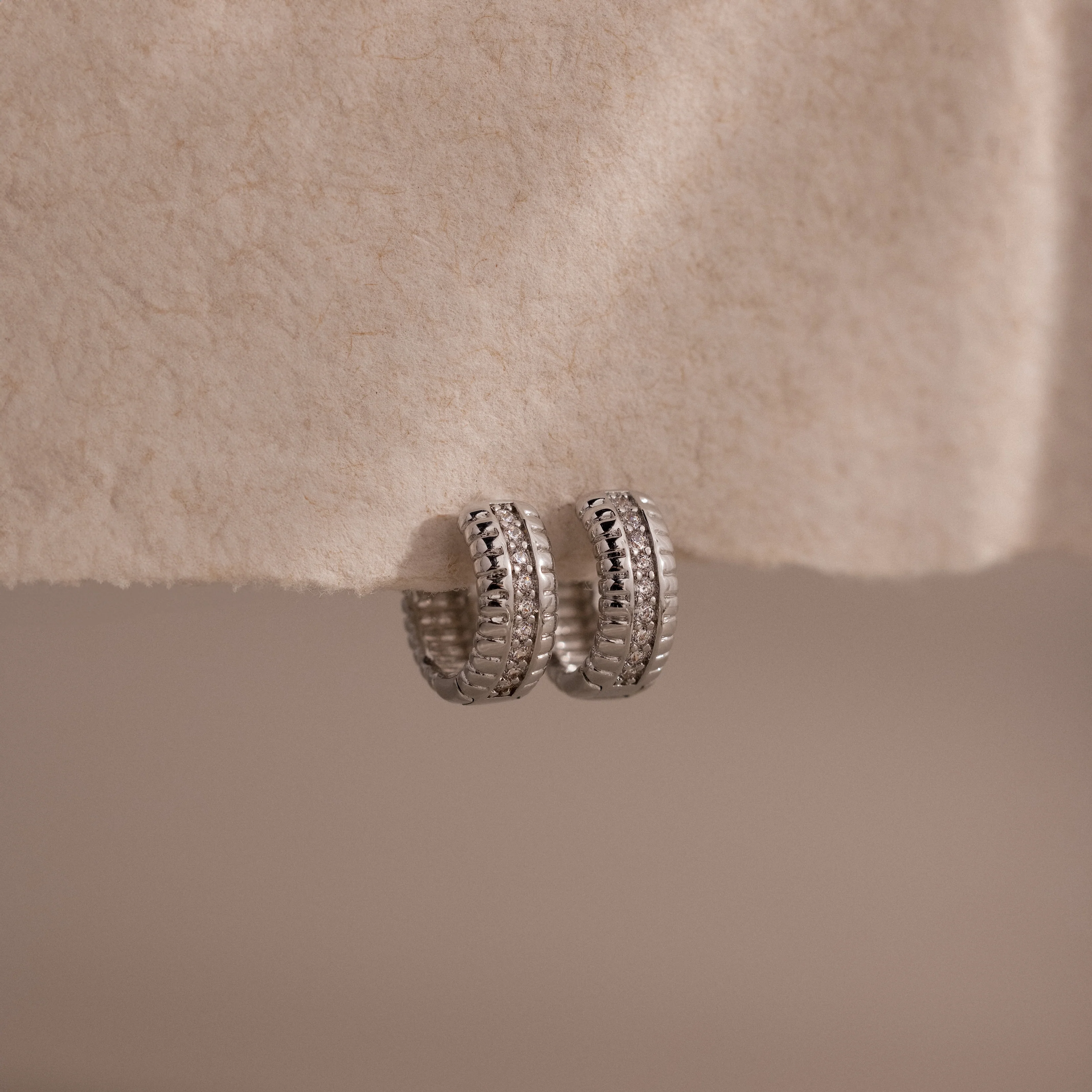 Ribbed Pave Huggies - Image 5