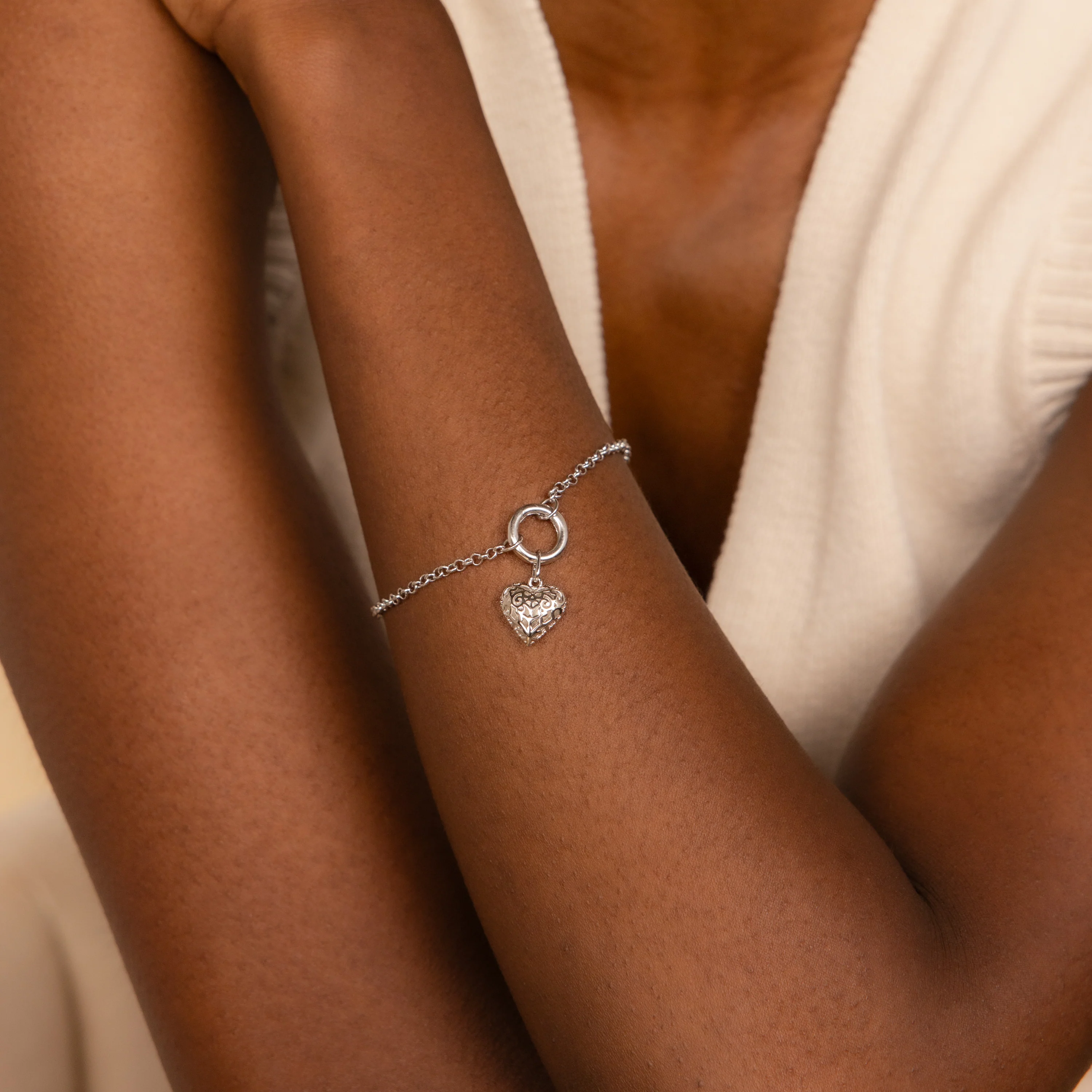 Rolo Circle Charm Bracelet - Image 3