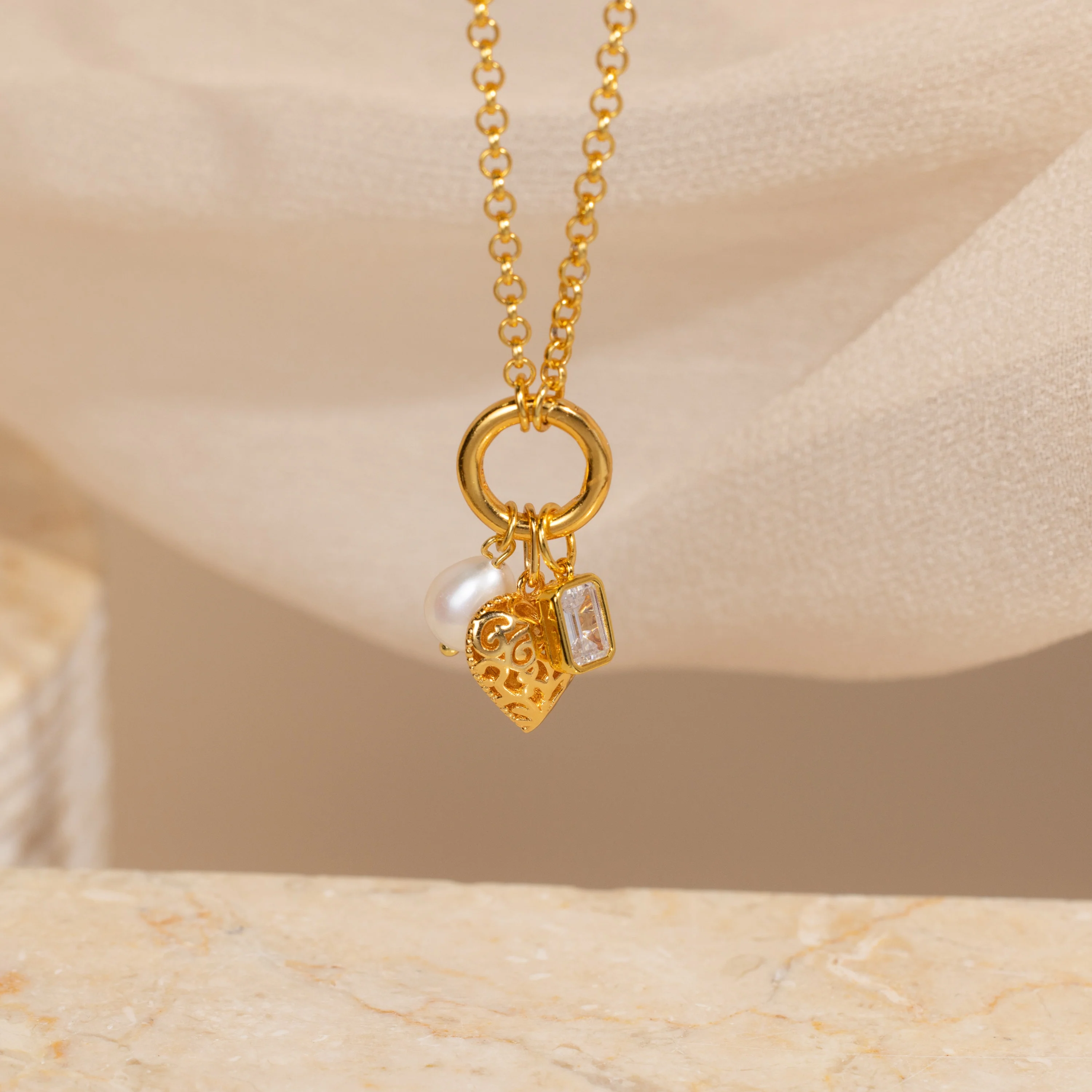 Rolo Circle Charm Necklace in 18K Gold - Image 3