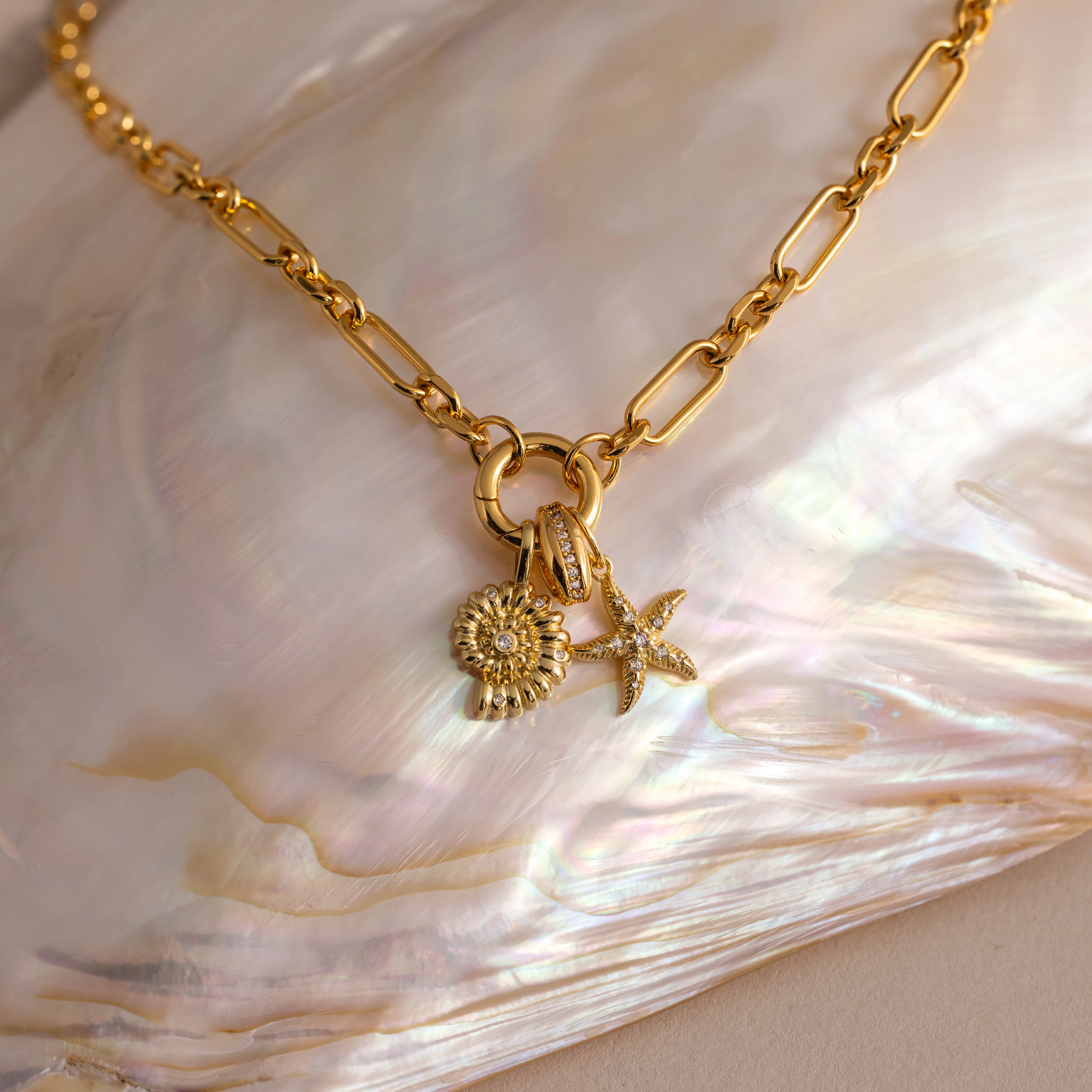 Rolo Circle Figaro Necklace - Image 6