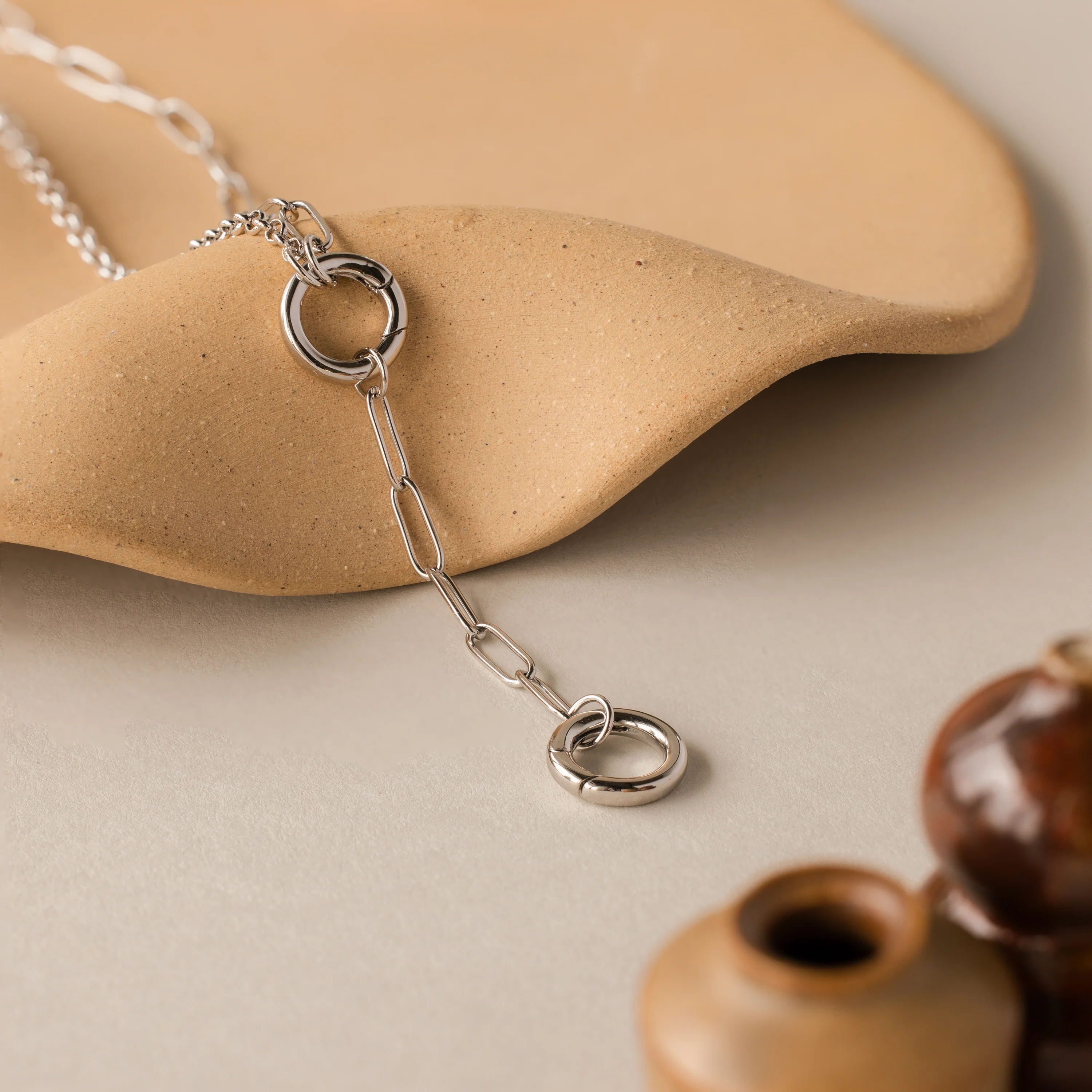 Rolo Lariat Paperclip Clasp Necklace - Image 3