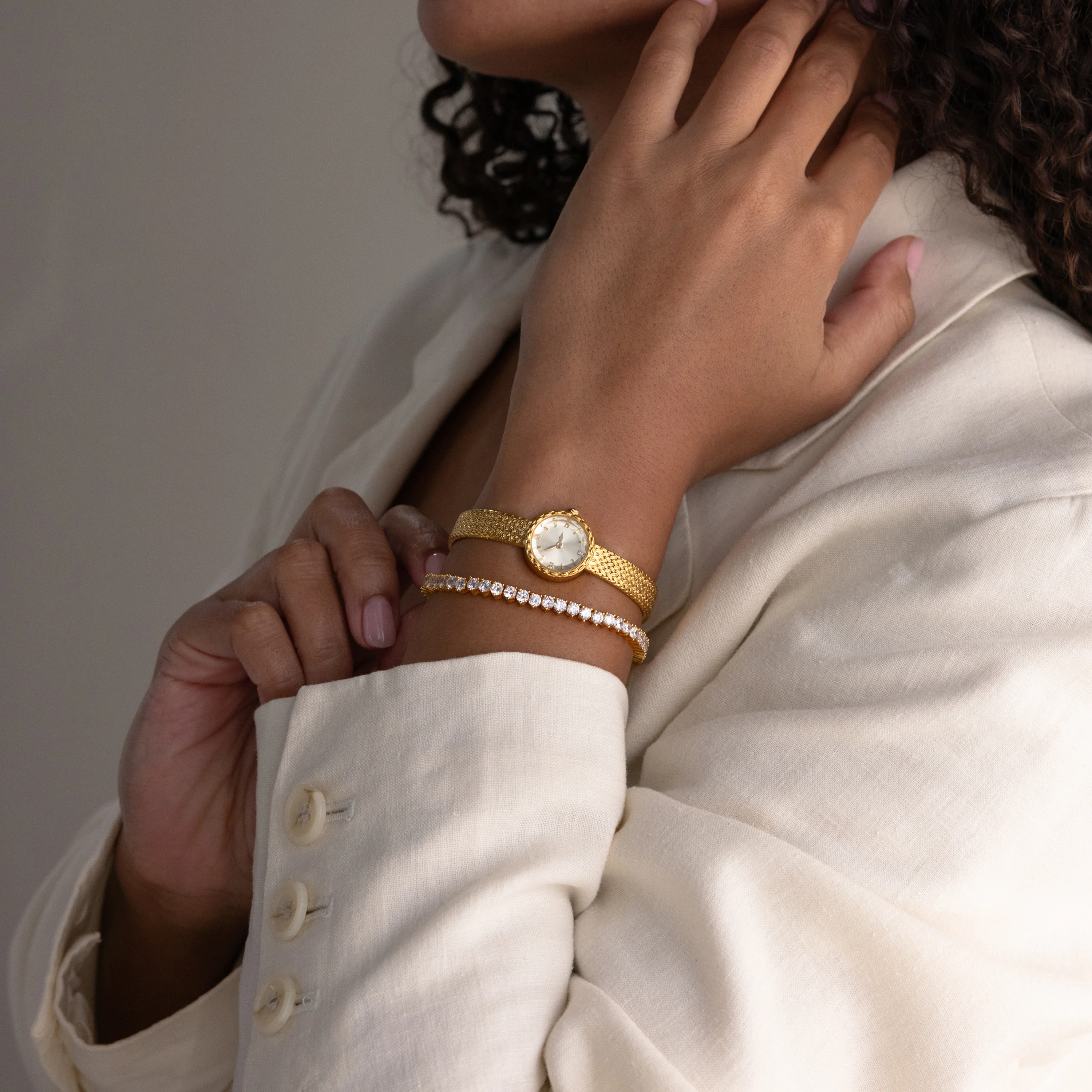 Round Braided Timepiece - Image 7