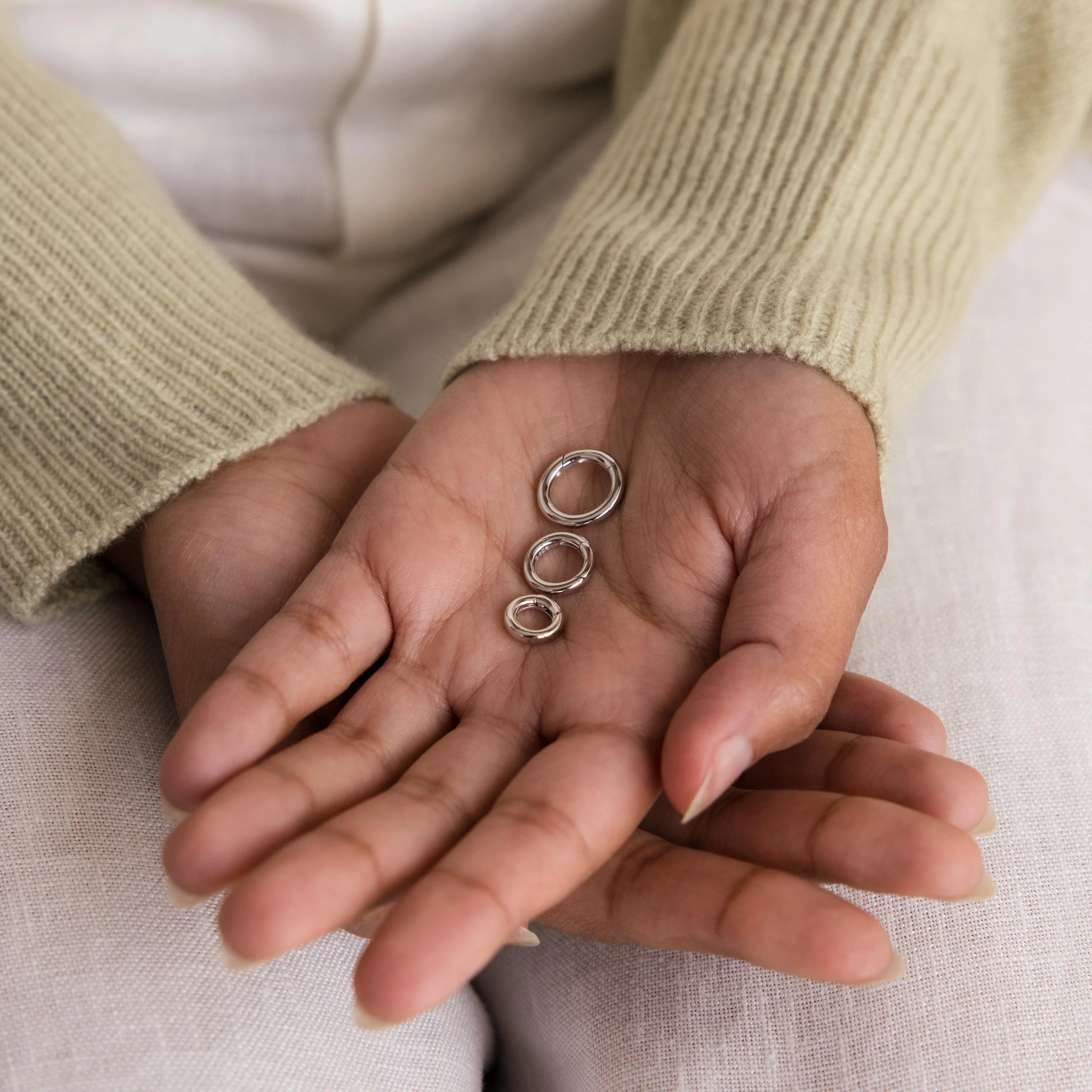 Round Carabiner Charm Set - Image 6