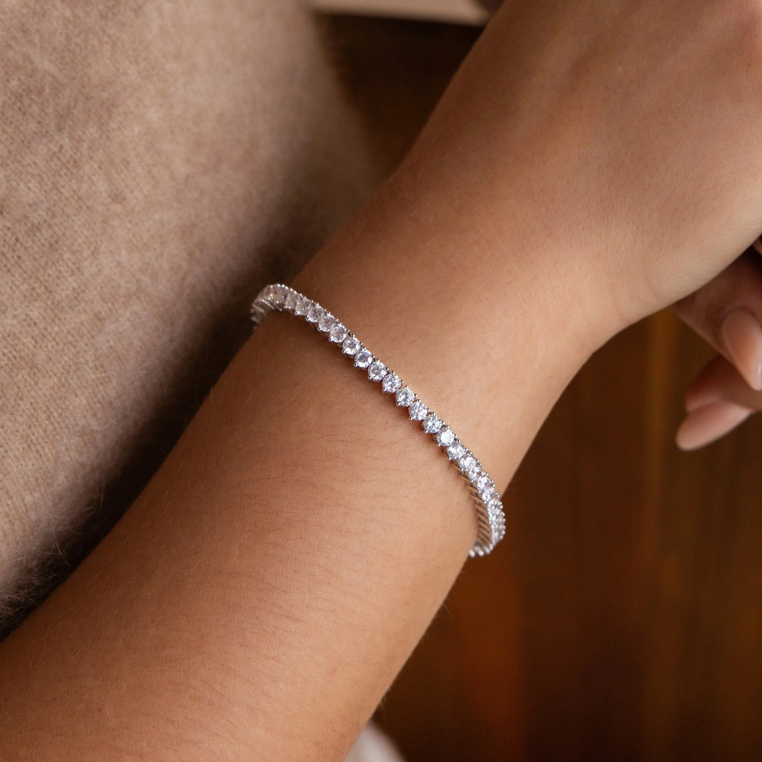 3 Prong Tennis Bracelet - Image 3