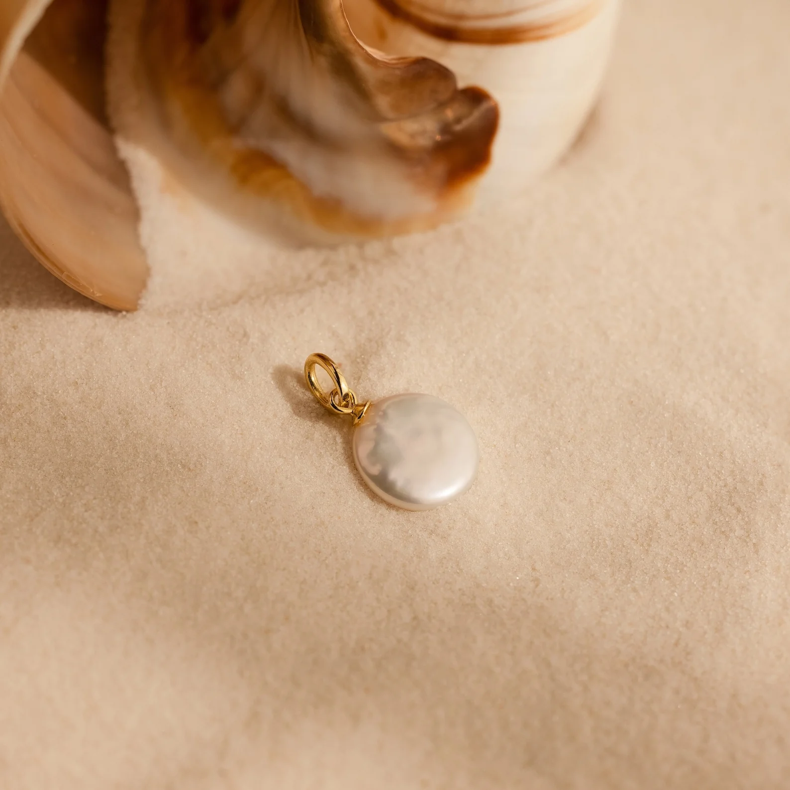 Round Pearl Charm in Silver - Image 3
