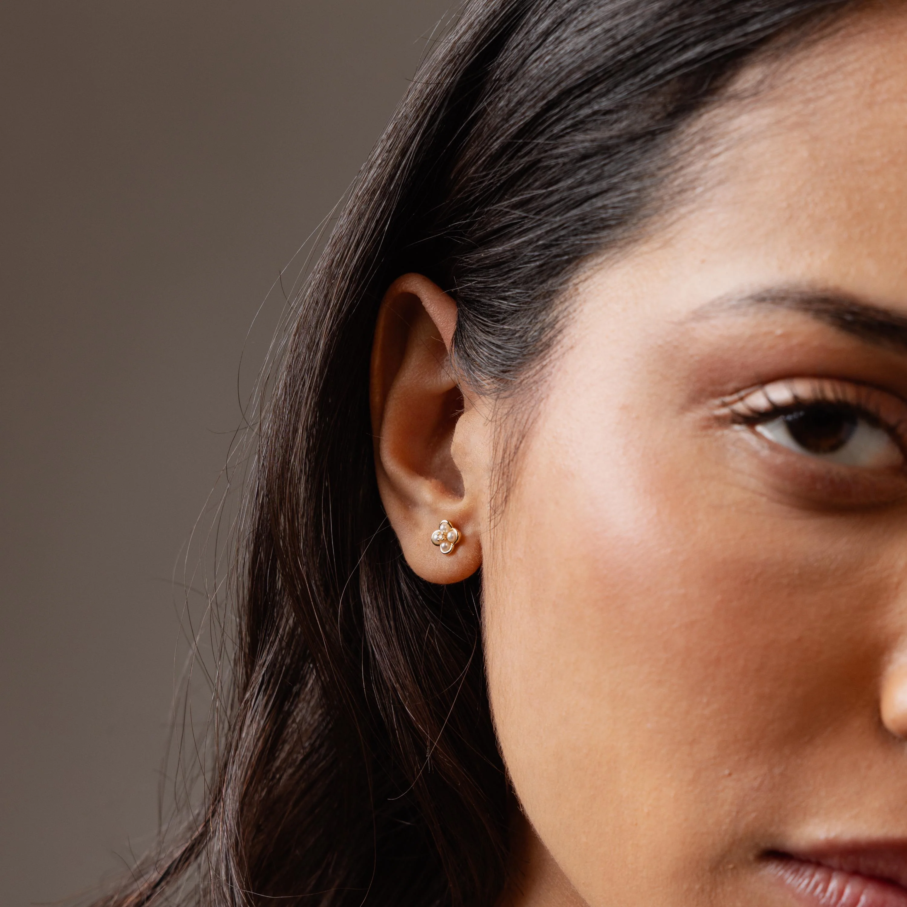 Rounded Pearl Flower Studs - Image 7