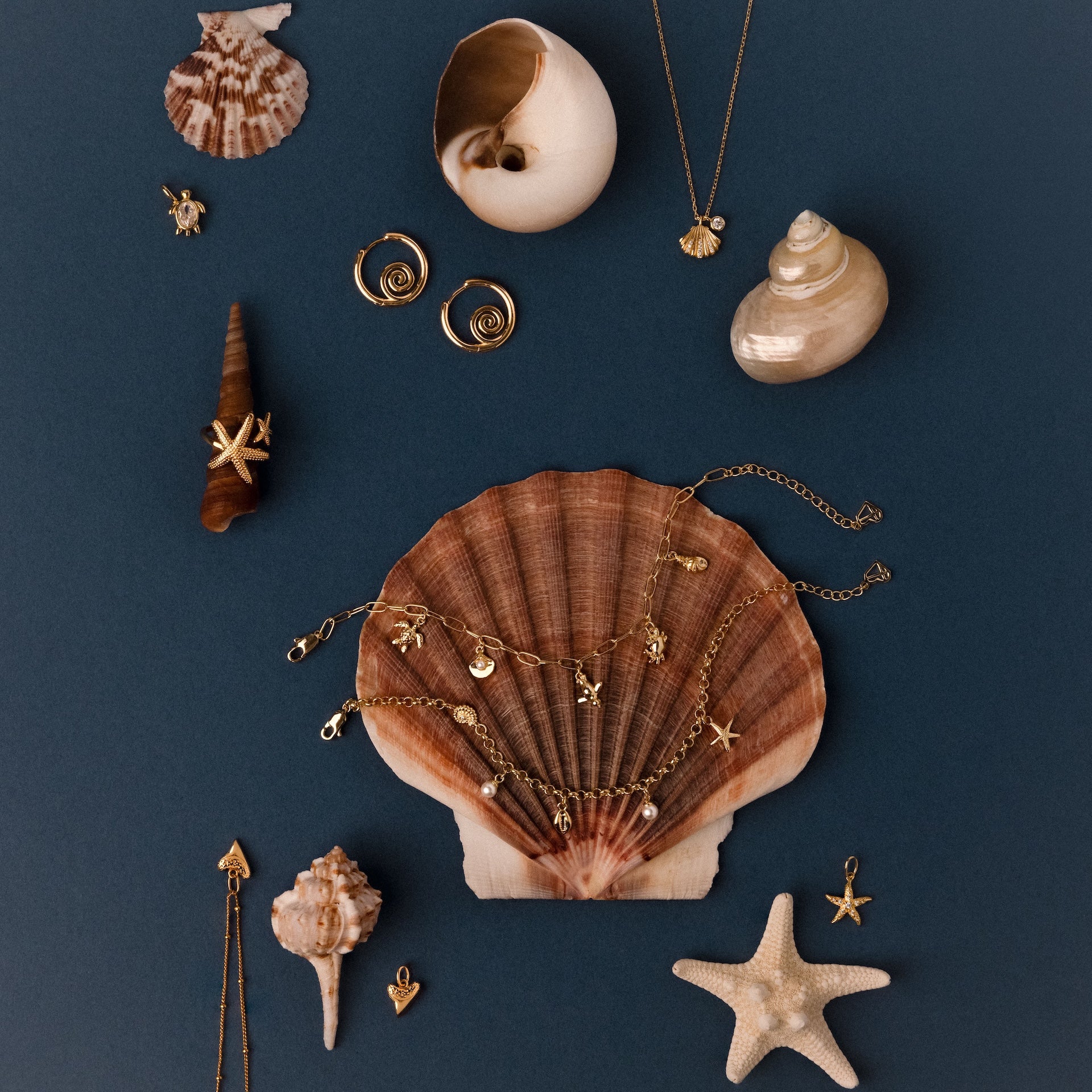 Seaside Pearl Charm Bracelet in 18K Gold - Image 7