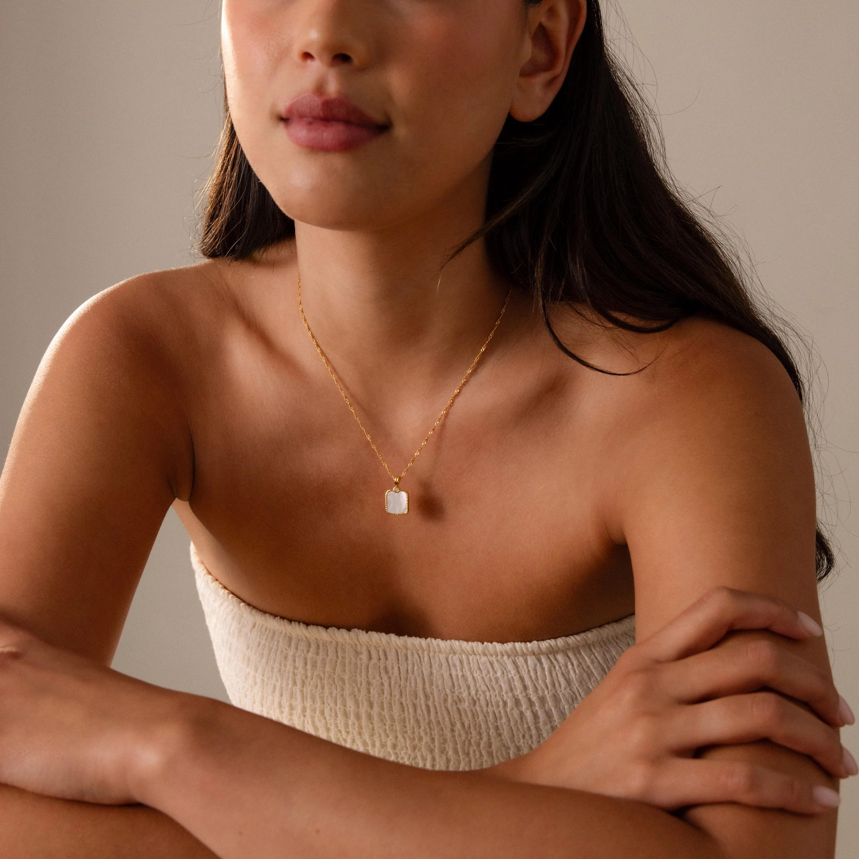 Serenity Mother of Pearl Necklace in 18K Gold - Image 4