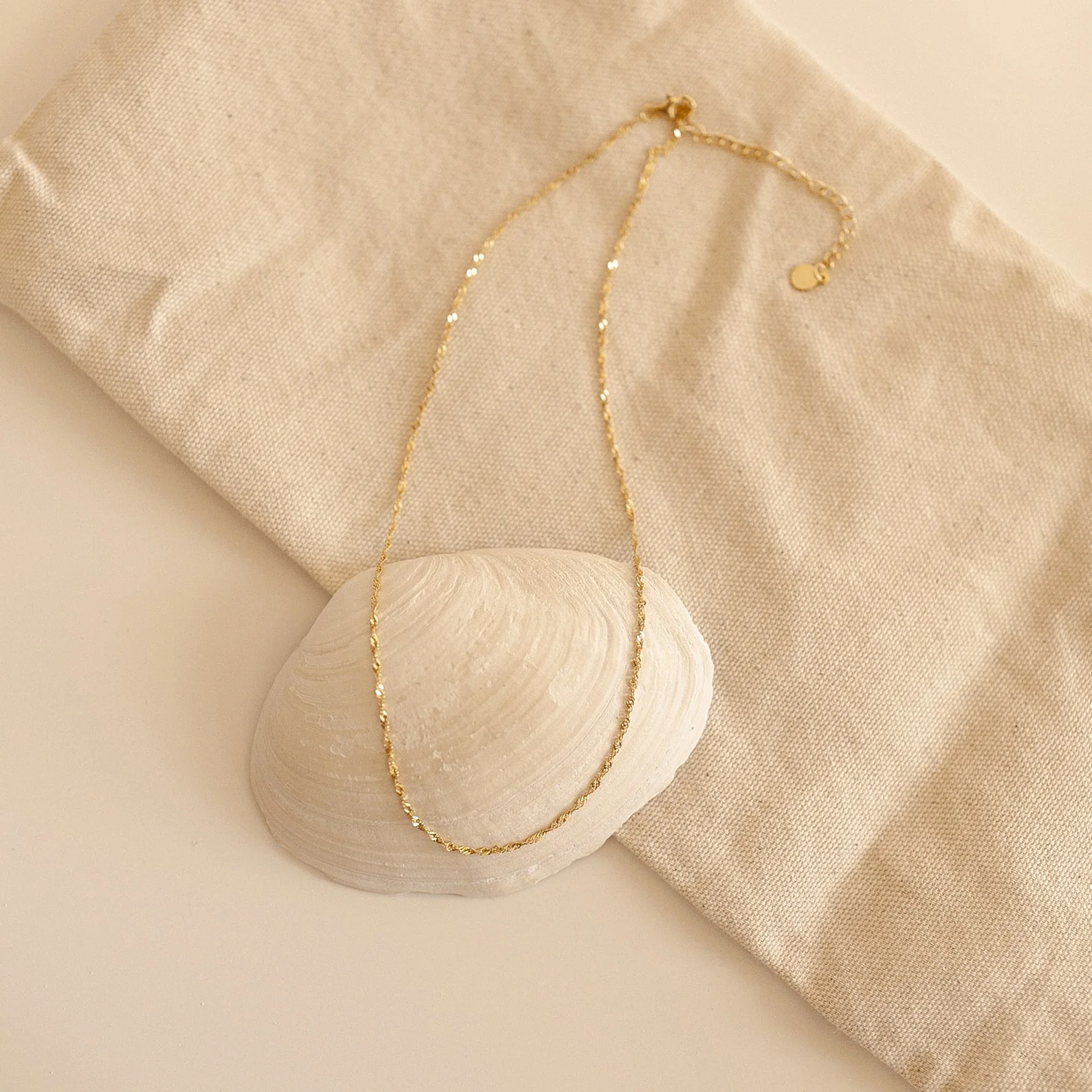Singapore Twist Necklace - Image 3