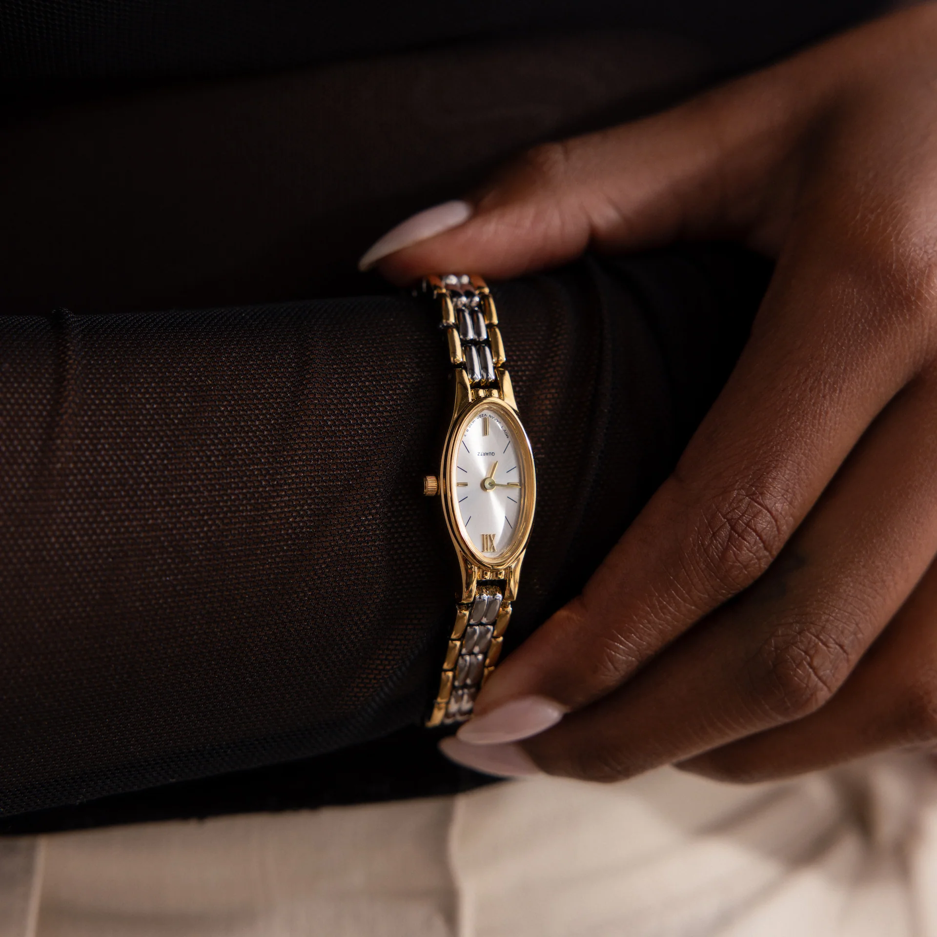 Slim Oval Timepiece in Mixed Metal - Image 2