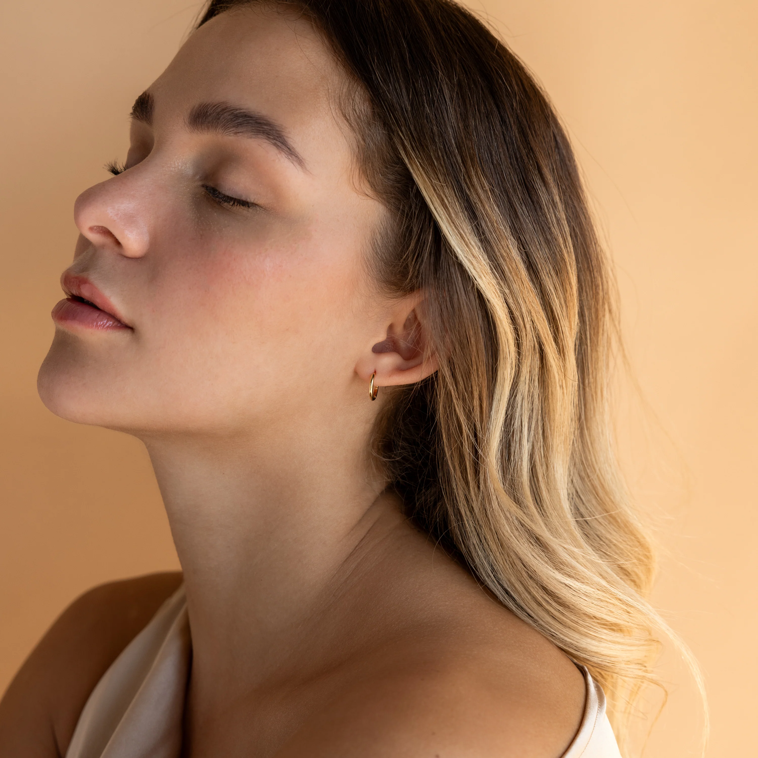 Small Bold Hoops - Image 6