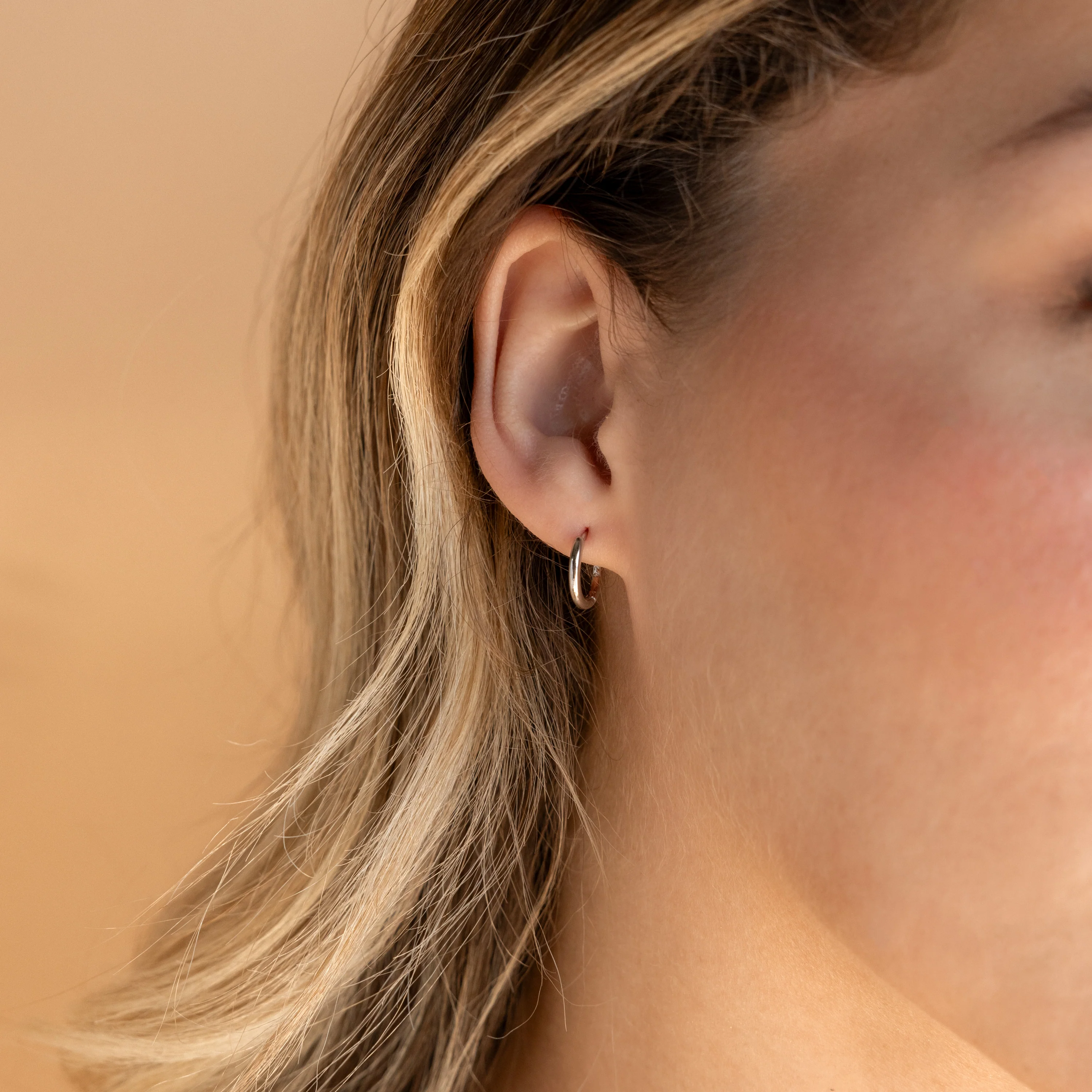 Small Bold Hoops - Image 4