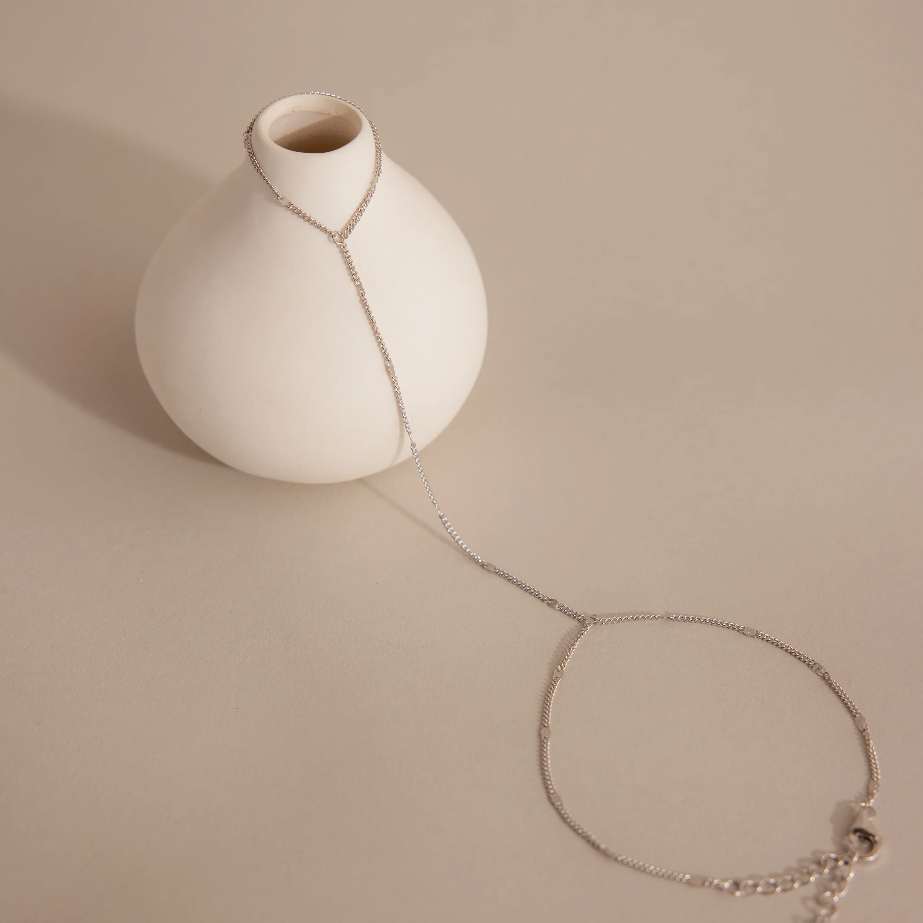 Star Curb Hand Chain Bracelet - Image 4