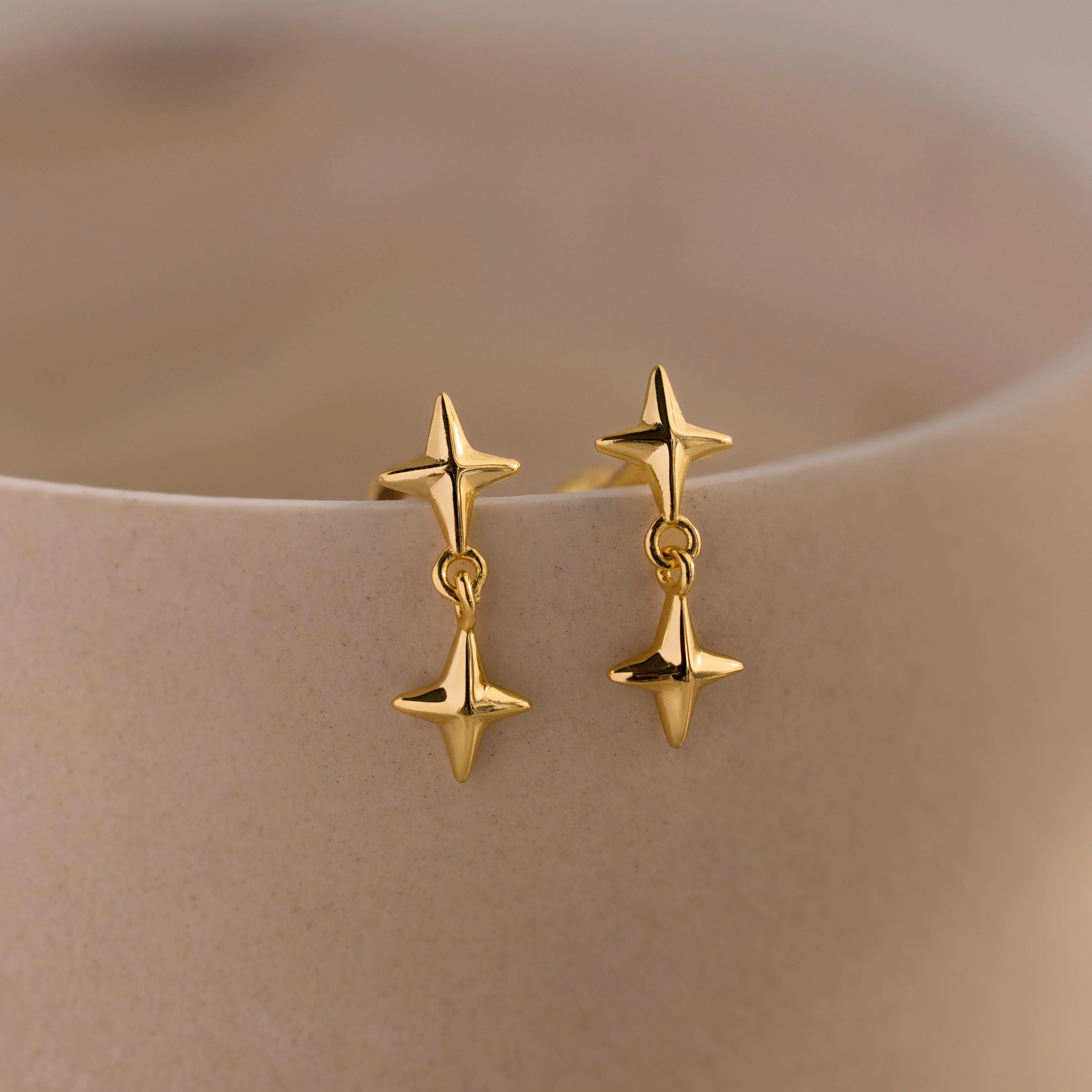 Star Drop Flatback Studs in 18K Gold - Image 3