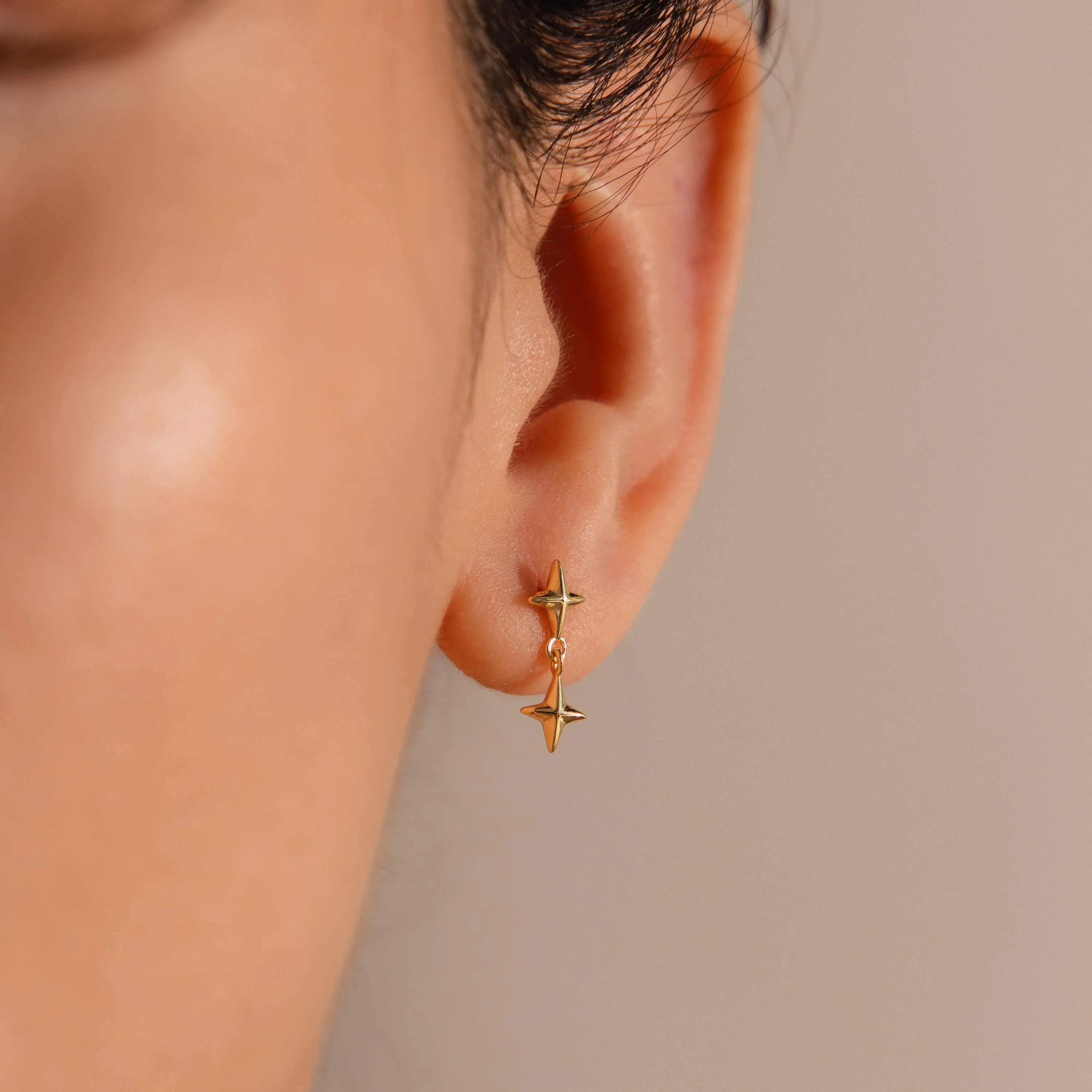 Star Drop Flatback Studs in 18K Gold - Image 2