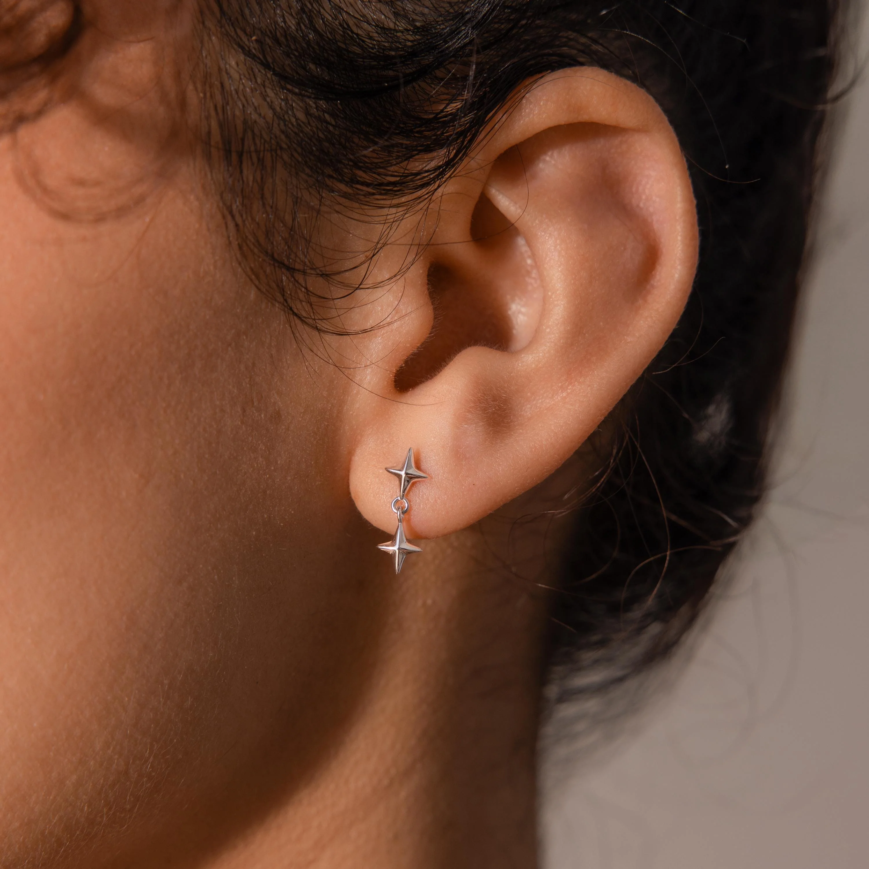 Star Drop Flatback Studs in Silver - Image 2