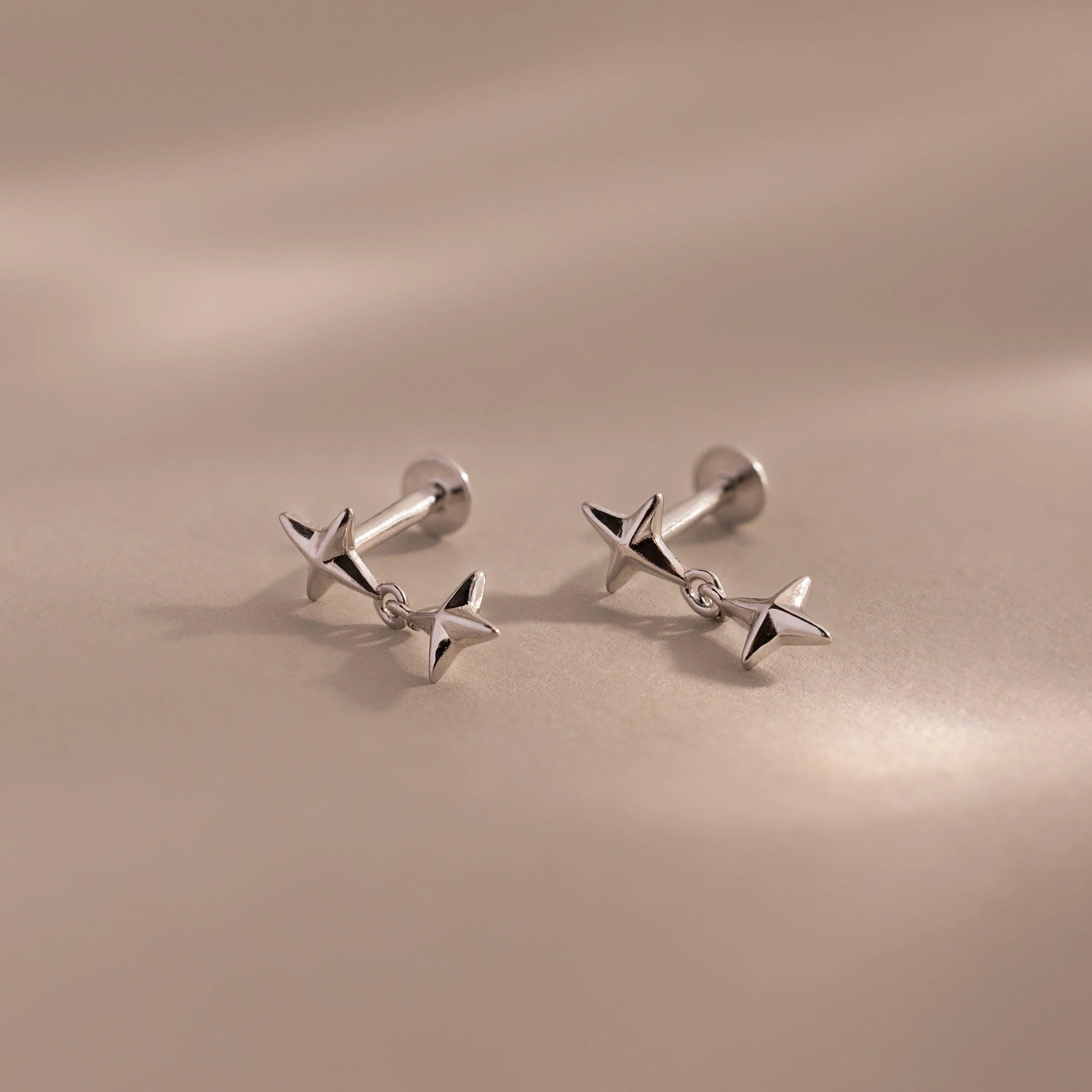 Star Drop Flatback Studs in Silver - Image 3
